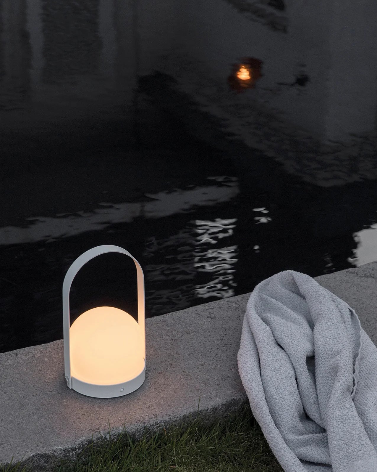 Audo Carrie Lamp Portable