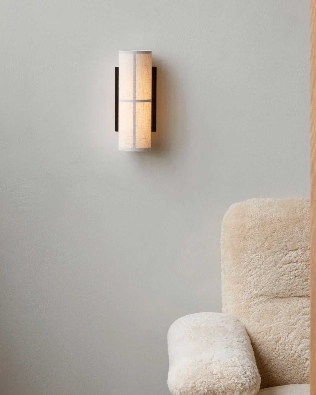 Audo Hashira Wall Lamp