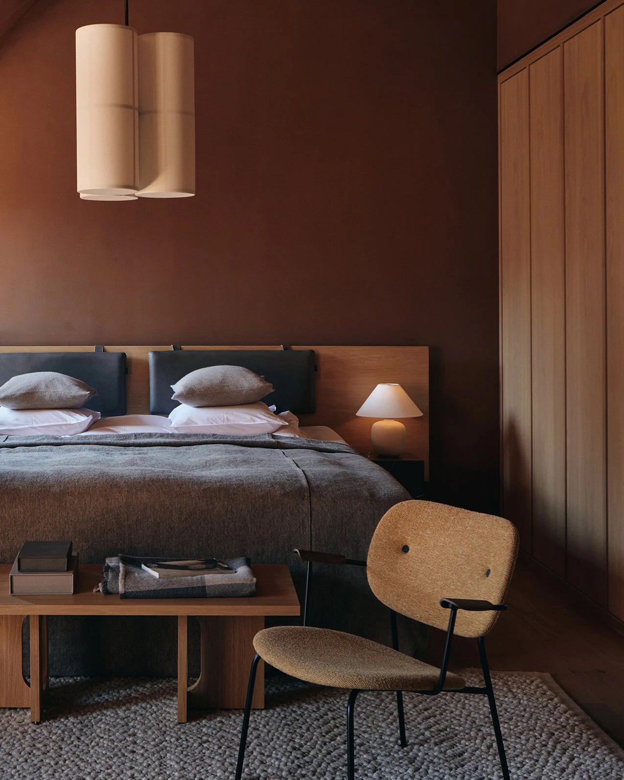 Audo Torso Table Lamp 37
