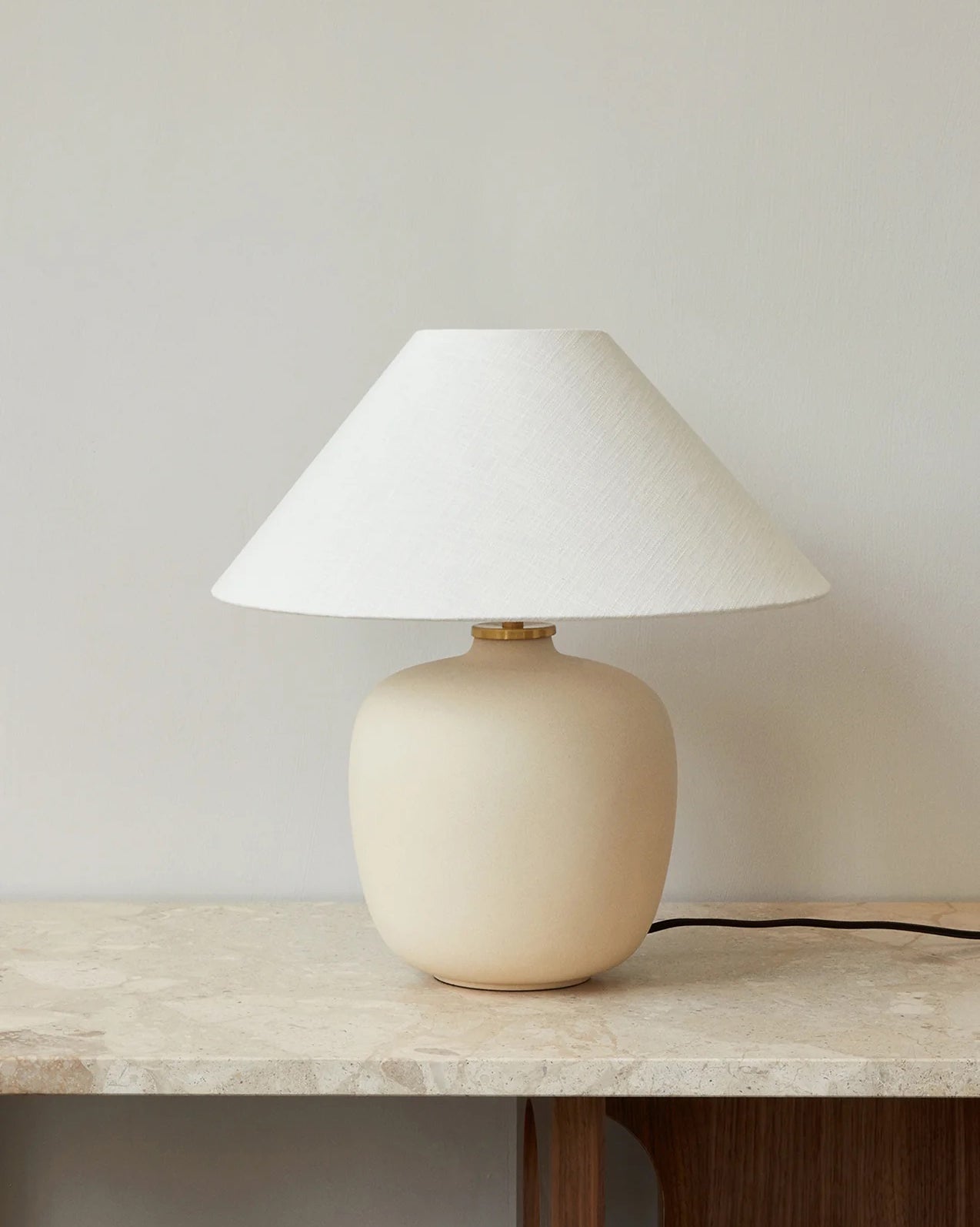 Audo Torso Table Lamp 37