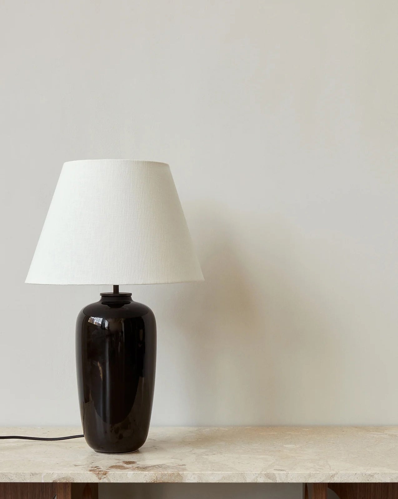 Audo Torso Table Lamp 57