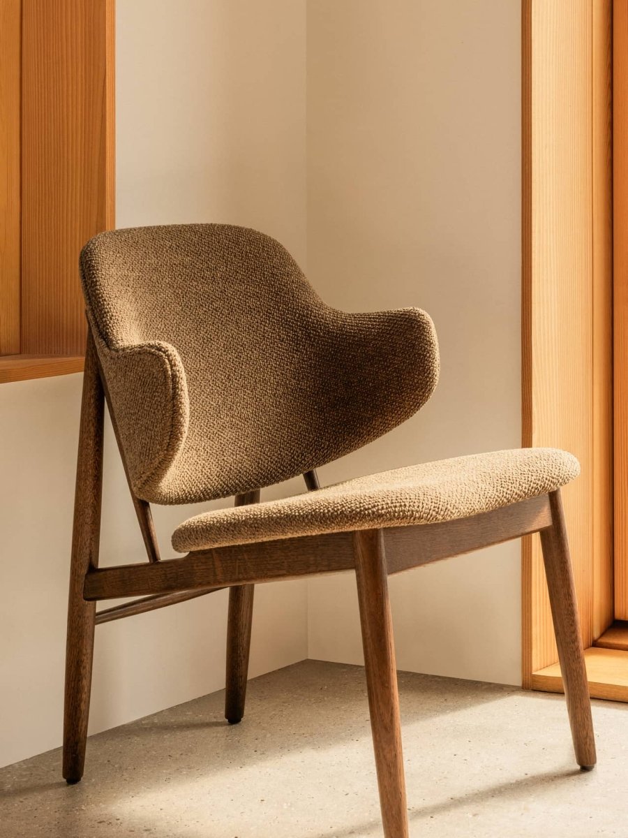 Audo The Penguin Wooden Lounge Chair, Upholstered – lifestyle image