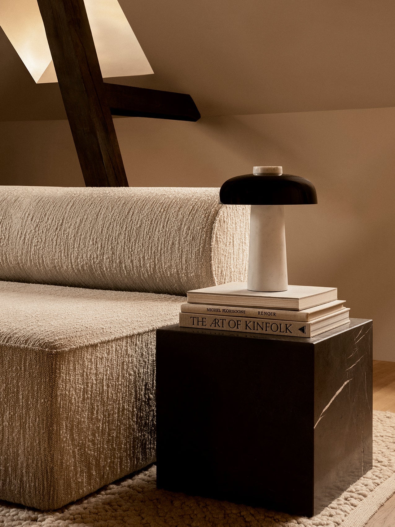 Audo Plinth Cubic
