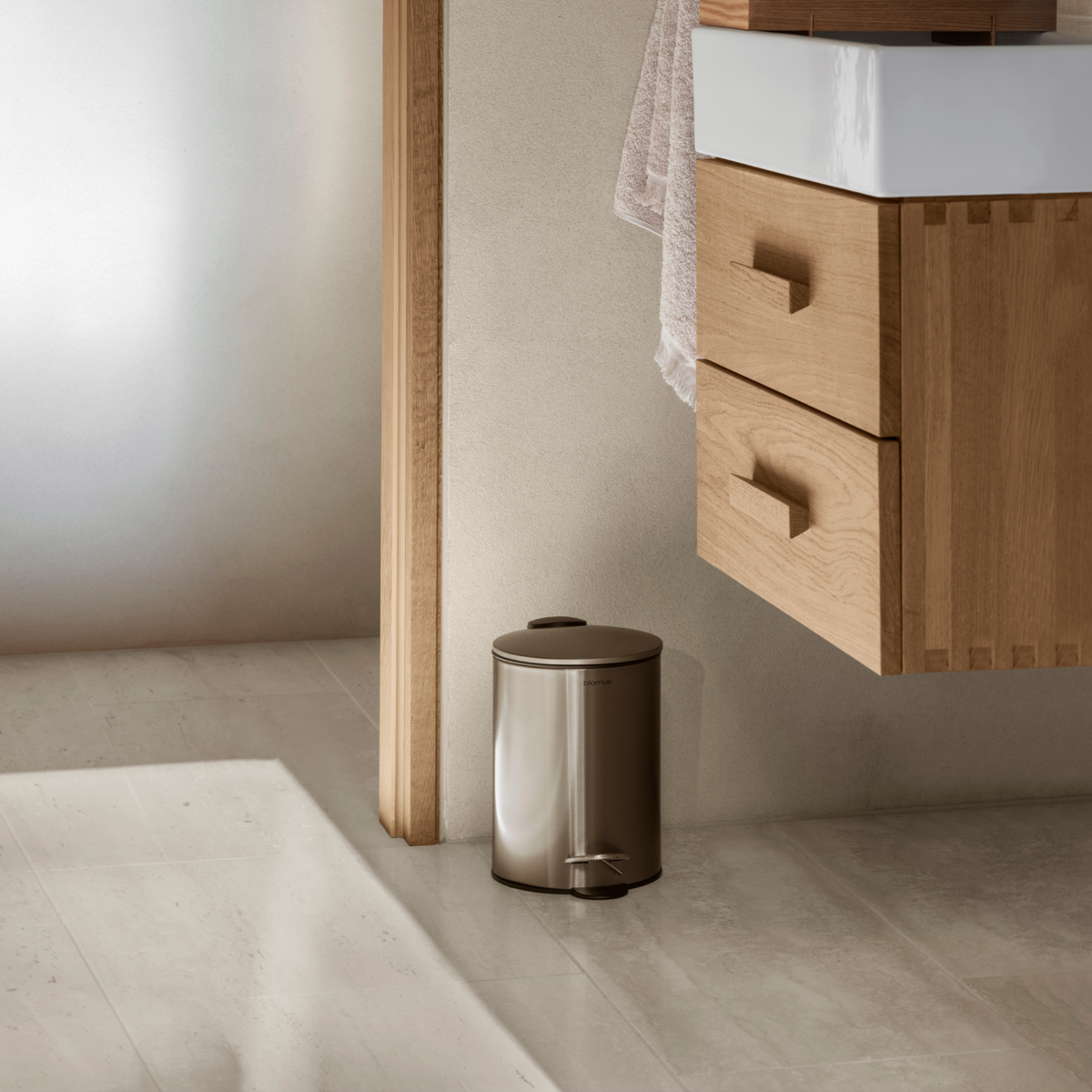 Blomus Tubo Pedal Bin Wastepaper Basket - Metallic