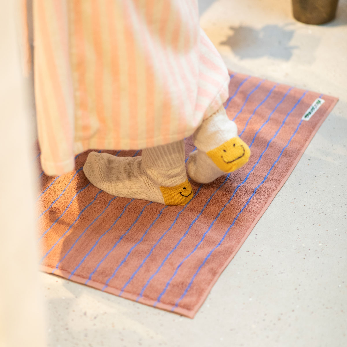 Bongusta Naram Bath Mat - Camel and Blue