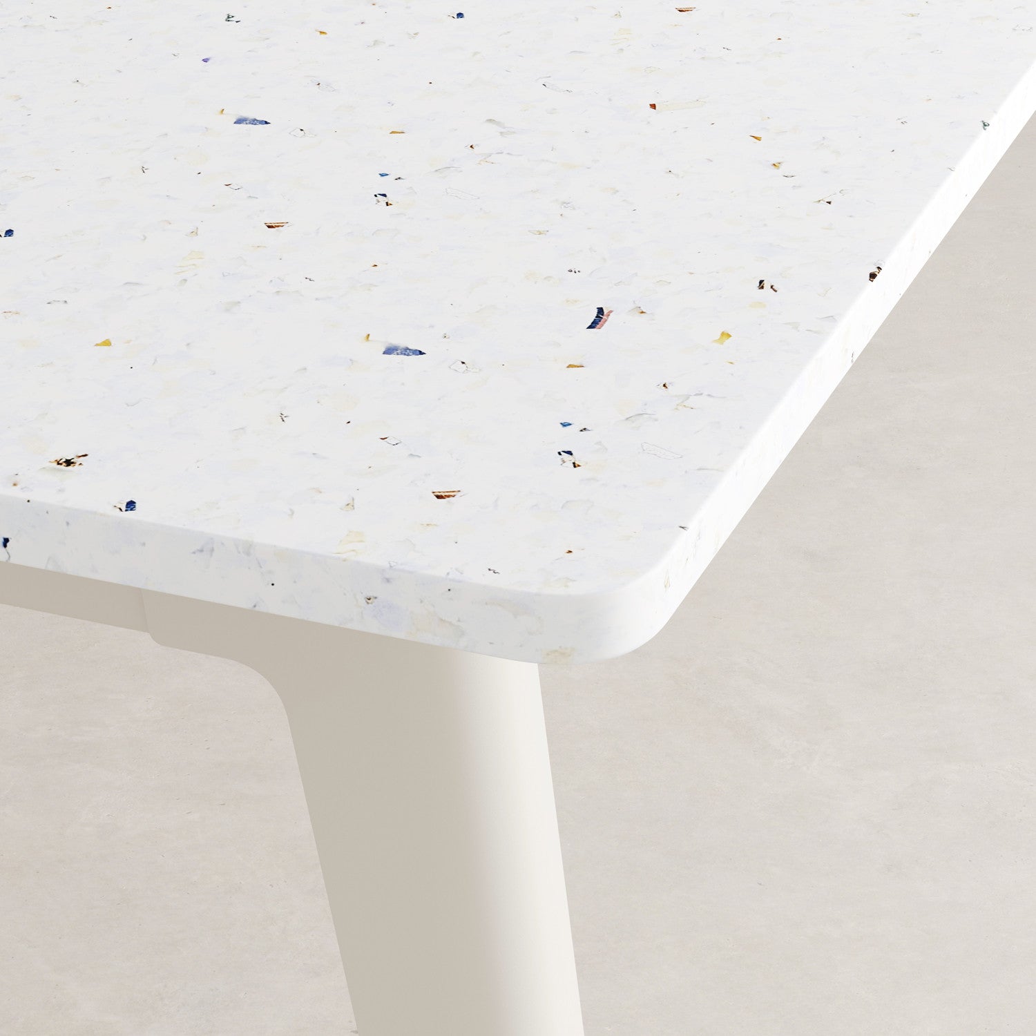 TIPTOE NEW MODERN dining table - Venezia recycled plastic