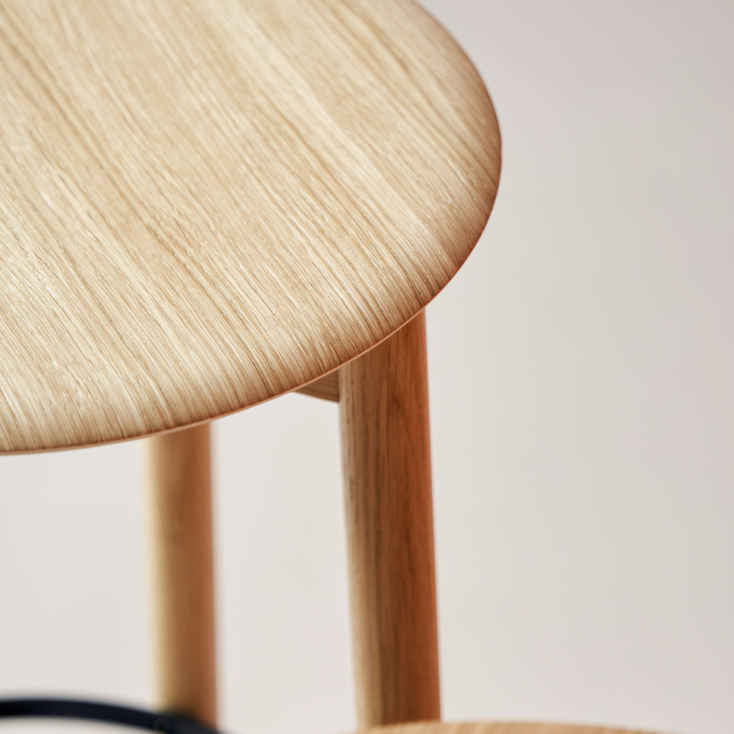 TIPTOE SSD full wood bar stool - eco-certified wood