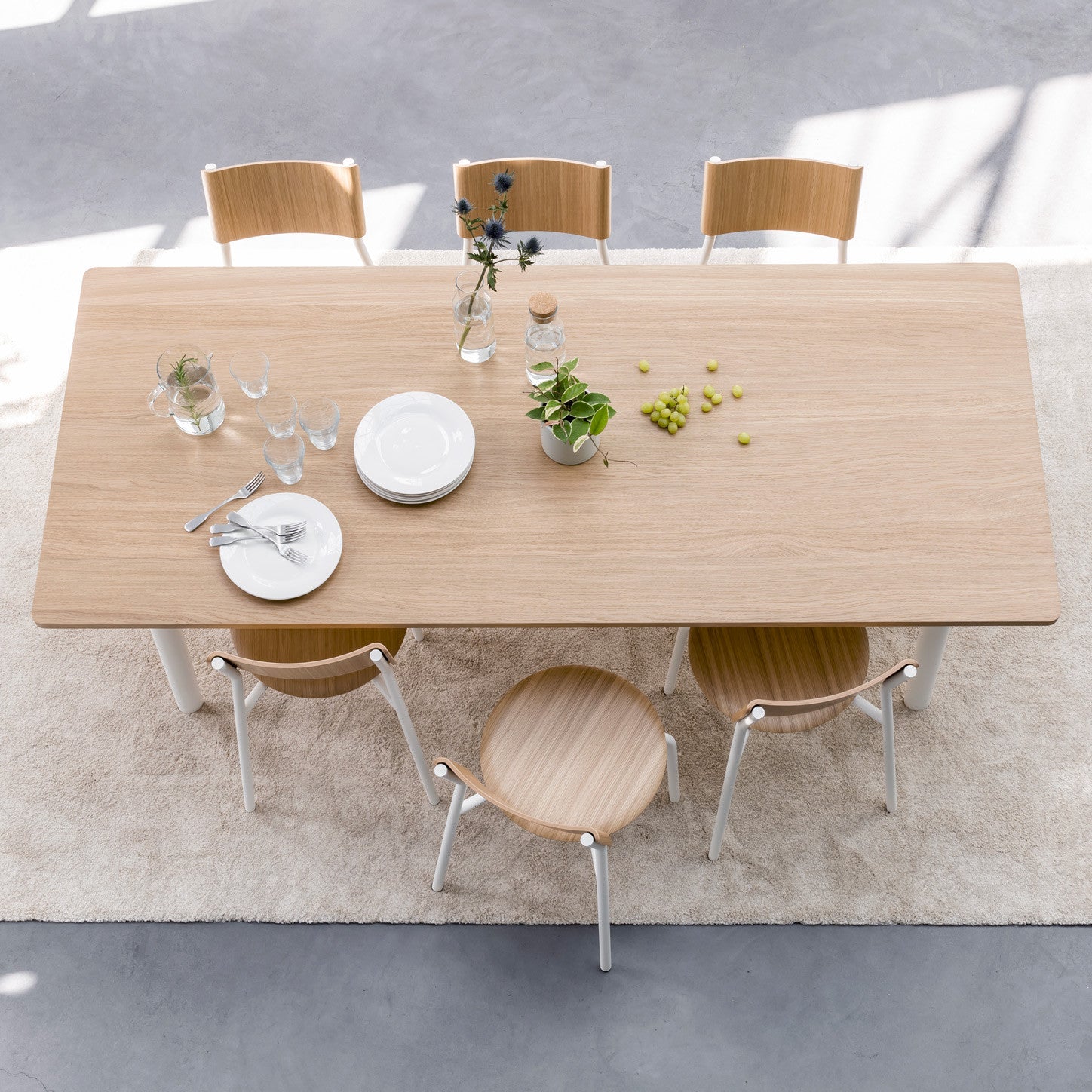 TIPTOE NEW MODERN dining table - eco-certified wood