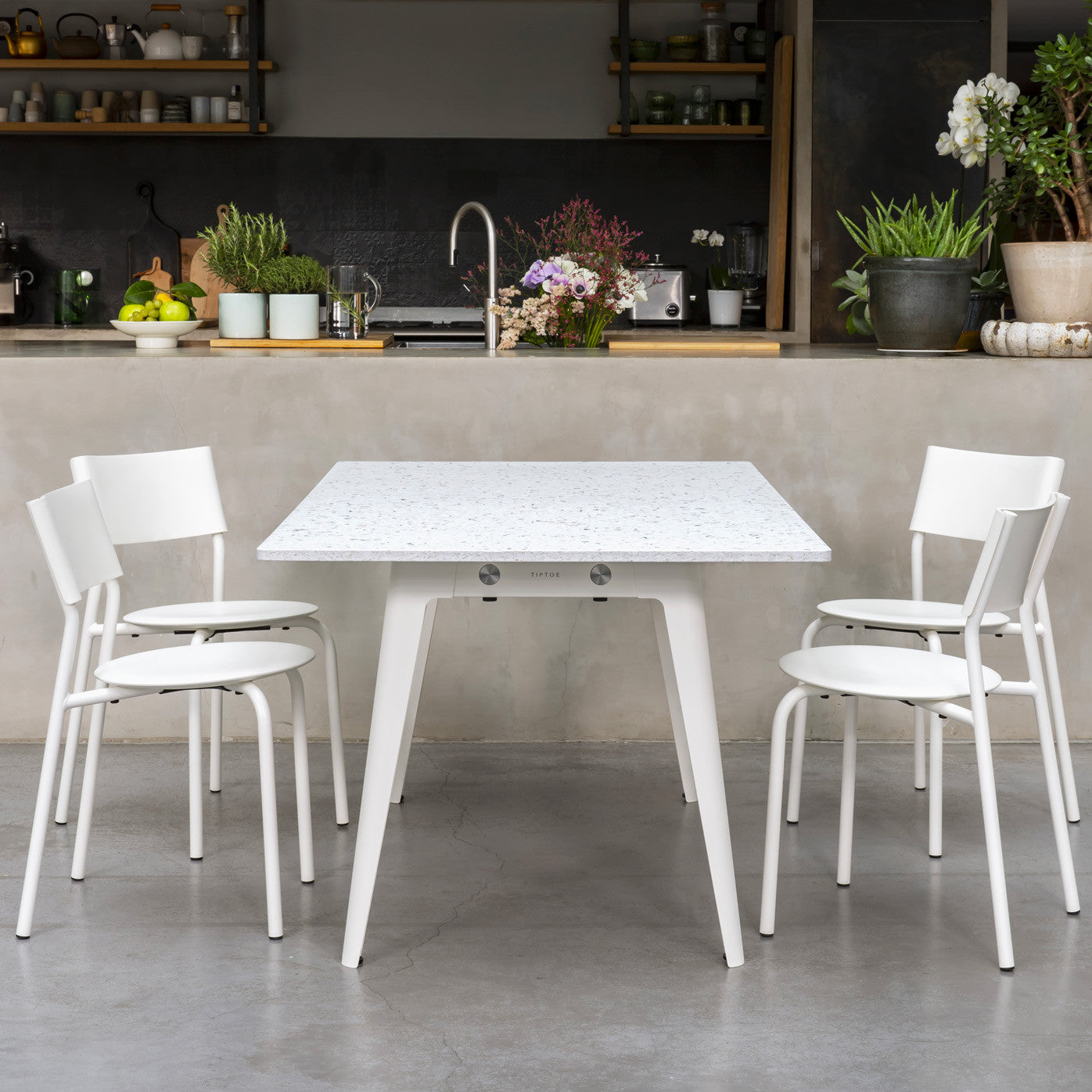 TIPTOE SSDr chair - recycled plastic