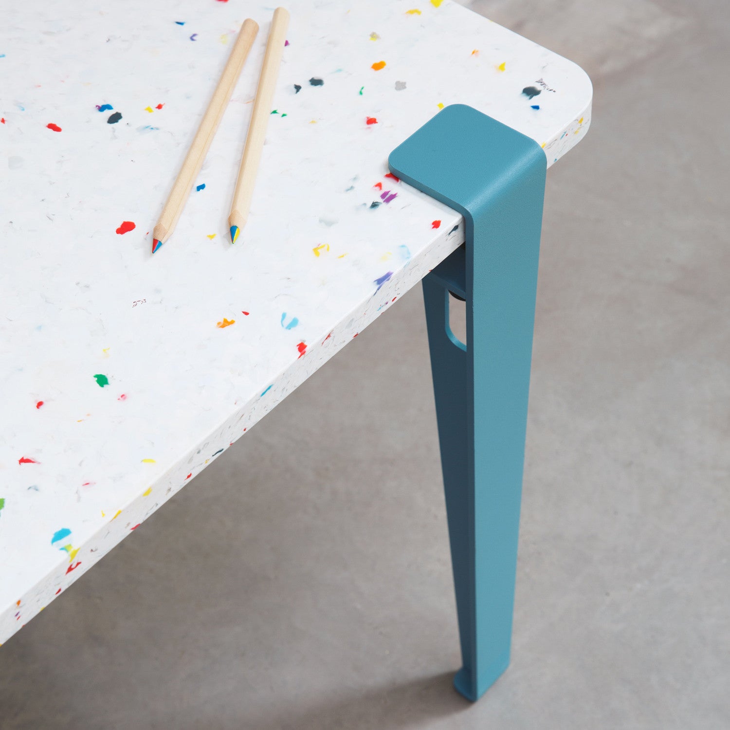 TIPTOE kids desk 70x50cm - recycled plastic Tutti Frutti