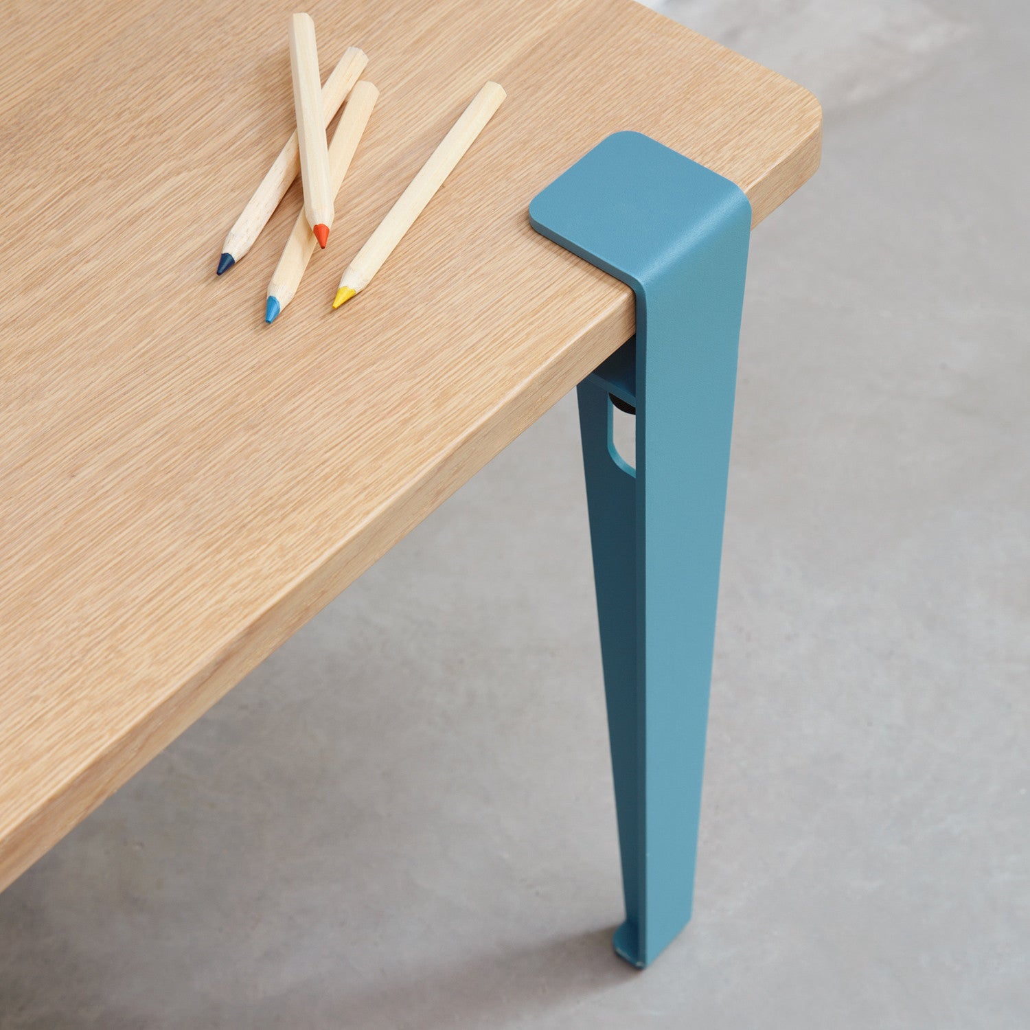 TIPTOE kids desk 70x50cm - solid oak