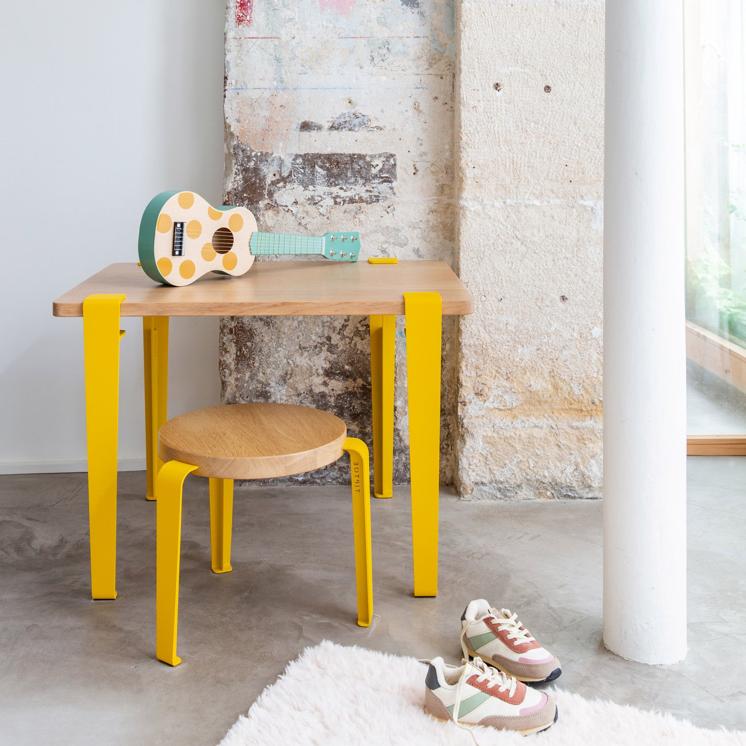 TIPTOE kids stool - solid oak