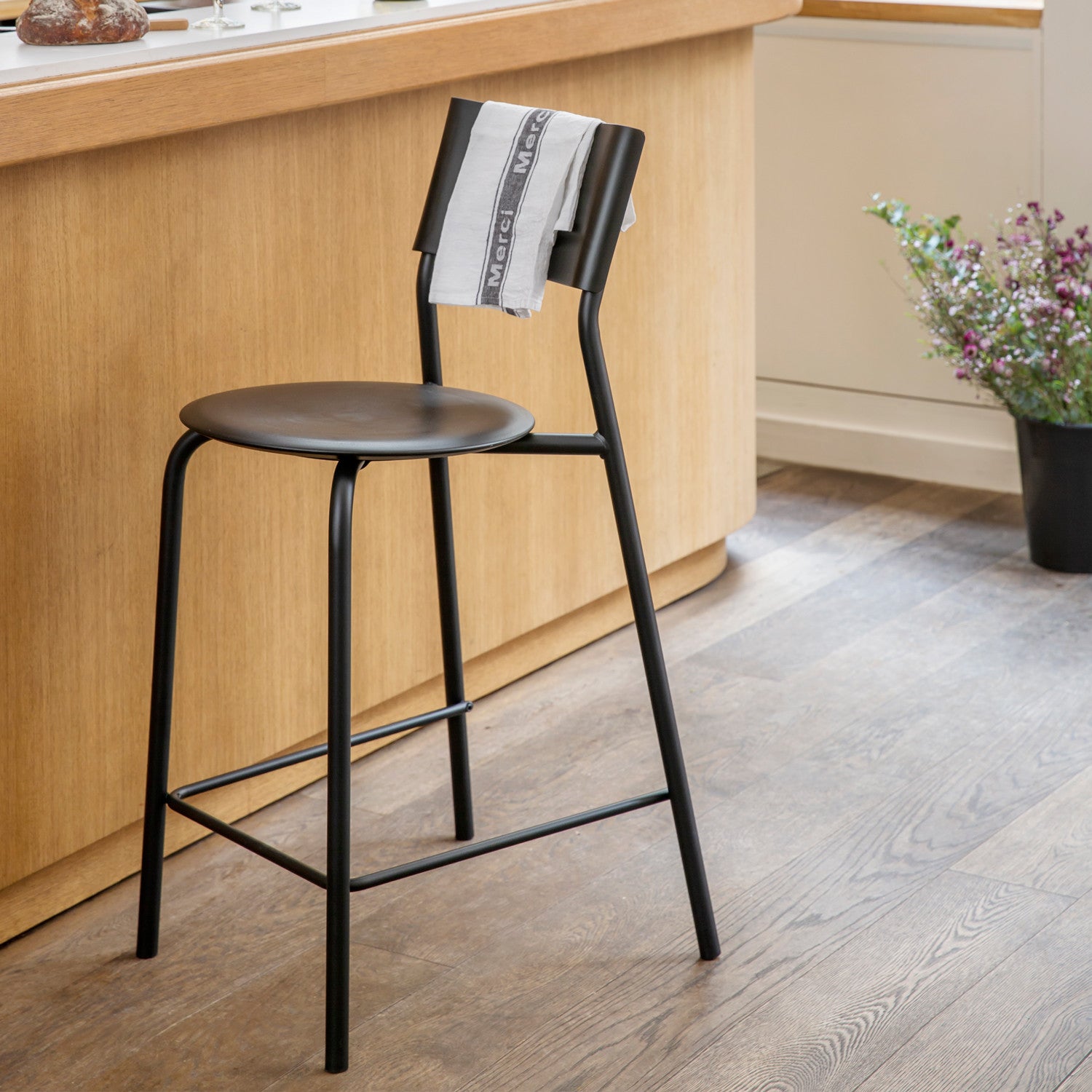 TIPTOE SSDr bar chair - recycled plastic