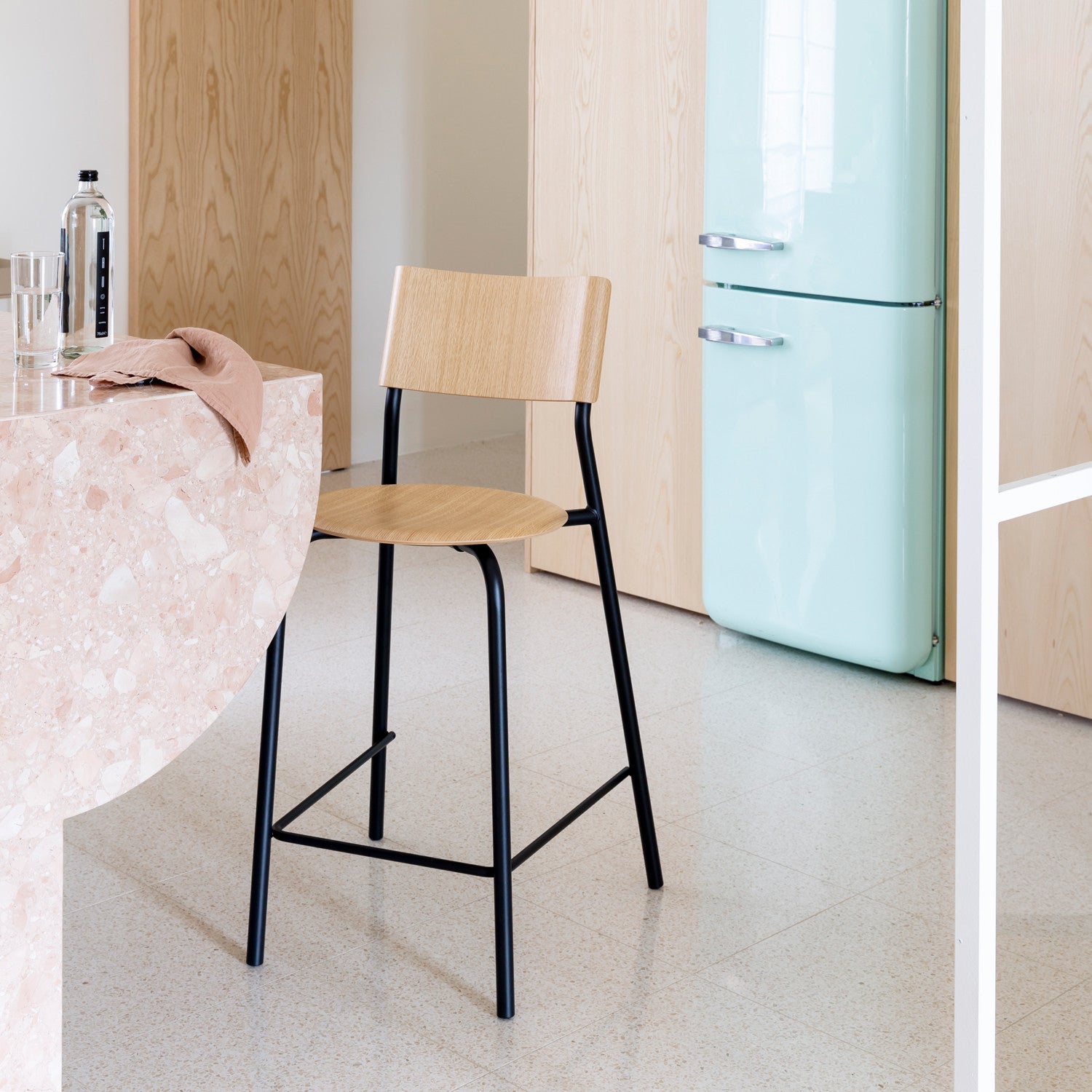 TIPTOE SSD bar chair - eco-certified wood