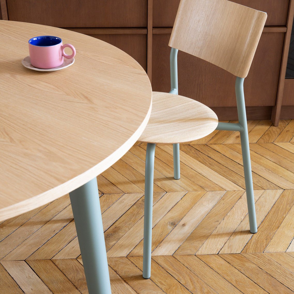 TIPTOE NEW MODERN round table diameter 110cm - eco-certified wood
