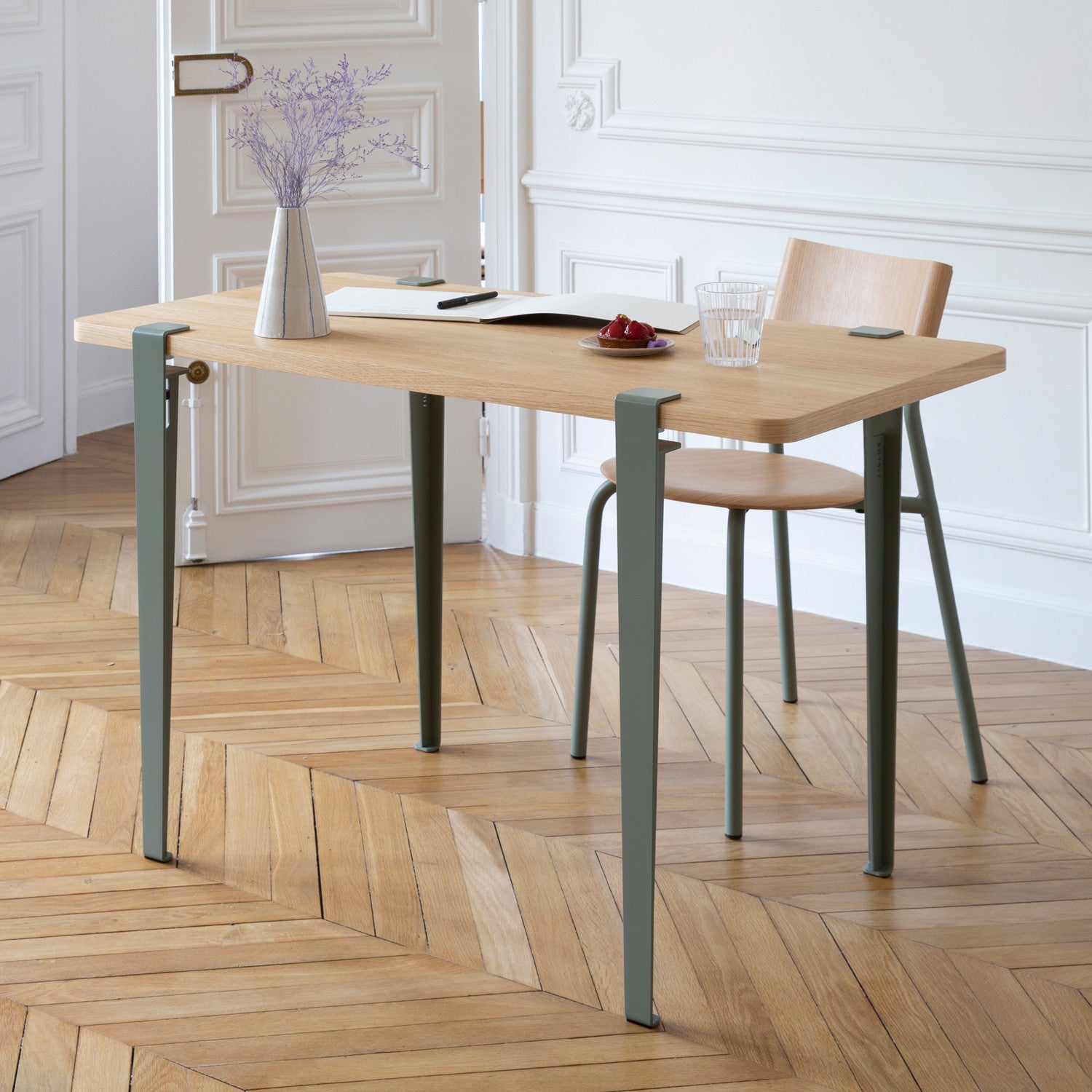 TIPTOE desk 120x60cm - eco-certified wood