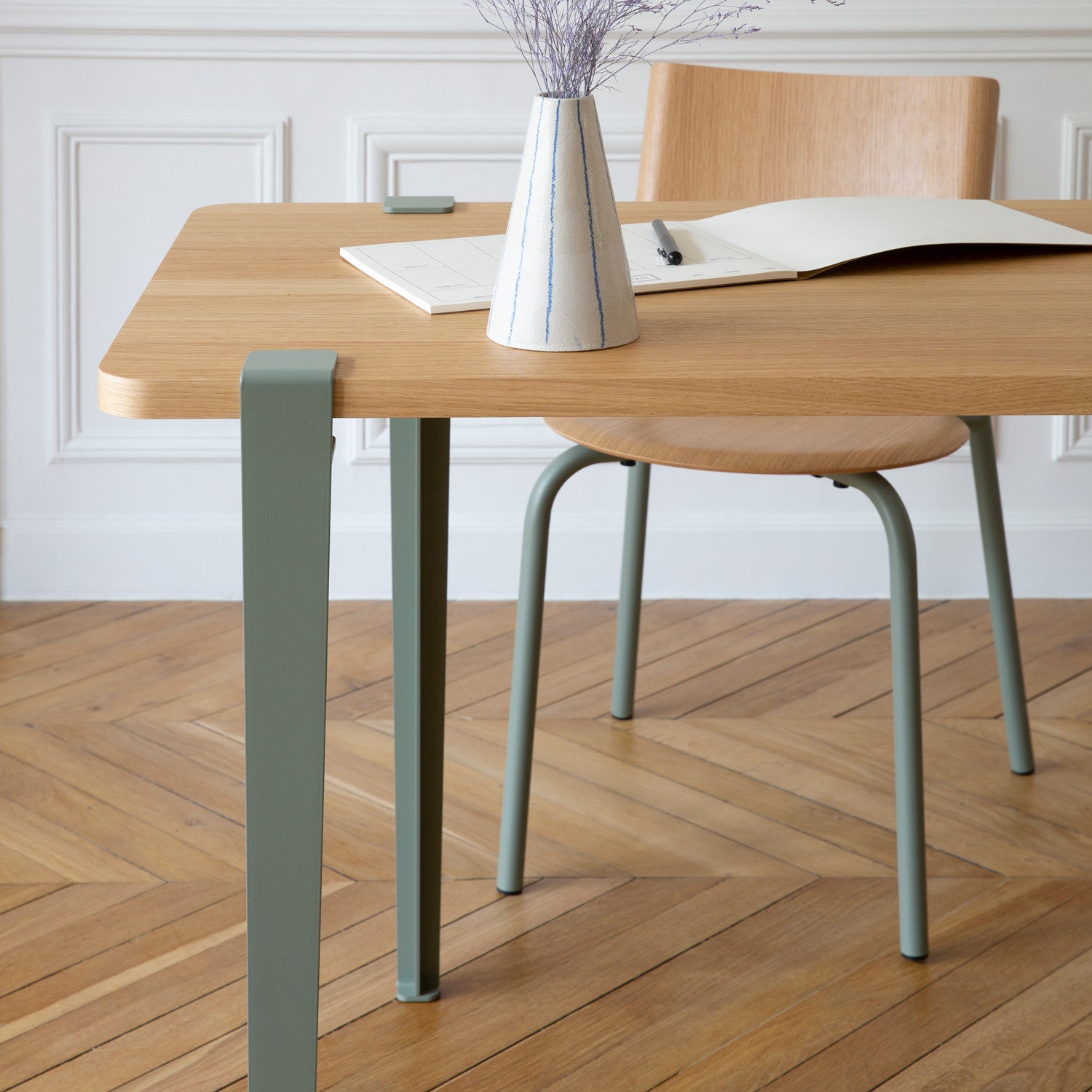 TIPTOE desk 120x60cm - eco-certified wood