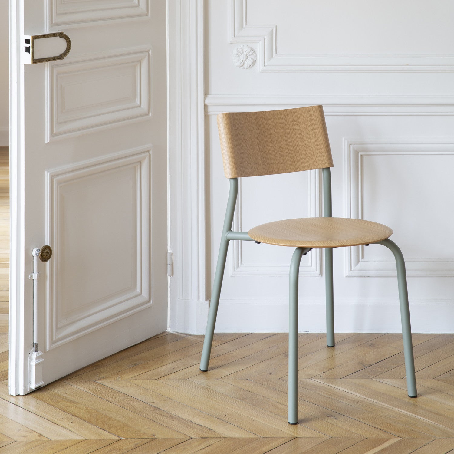 TIPTOE SSD chair - eco-certified wood