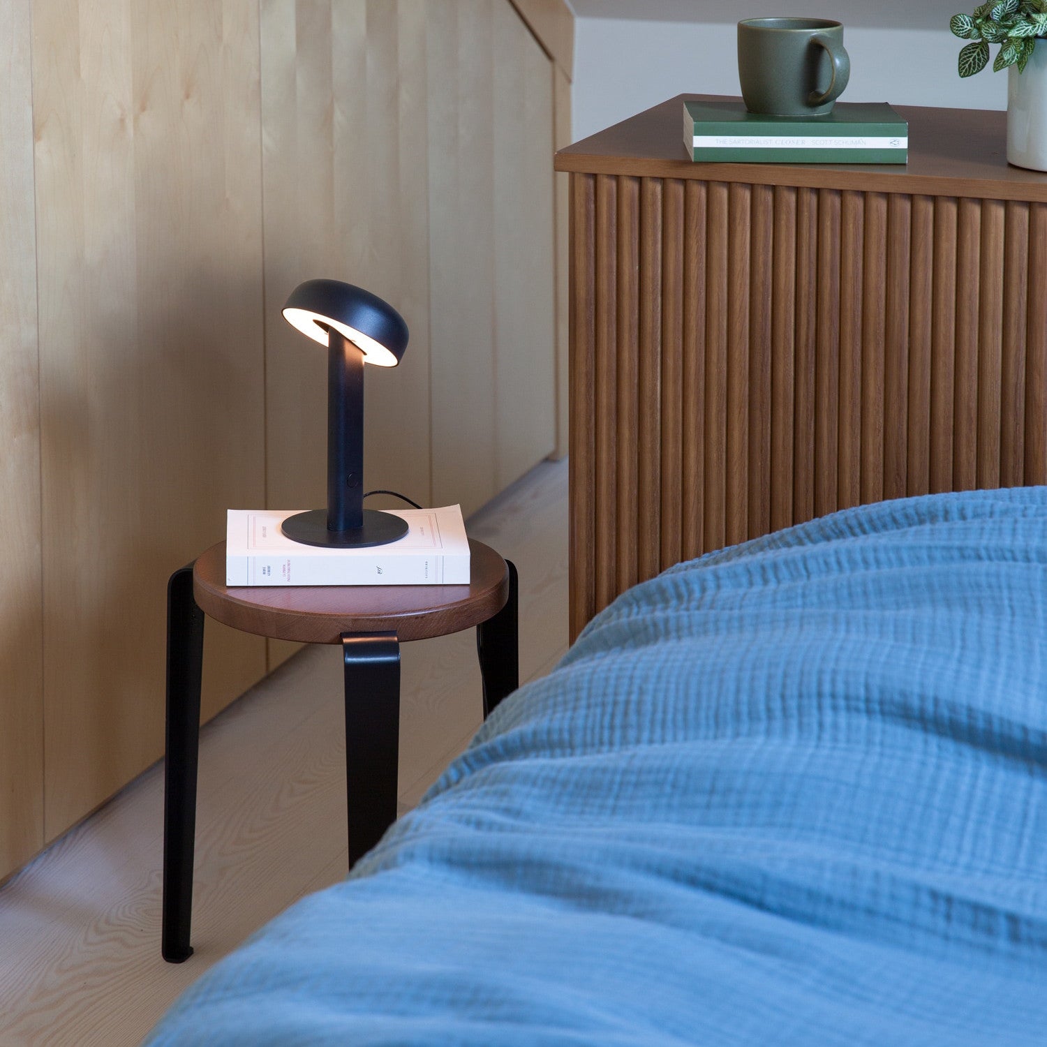 TIPTOE LOU stool - solid oak