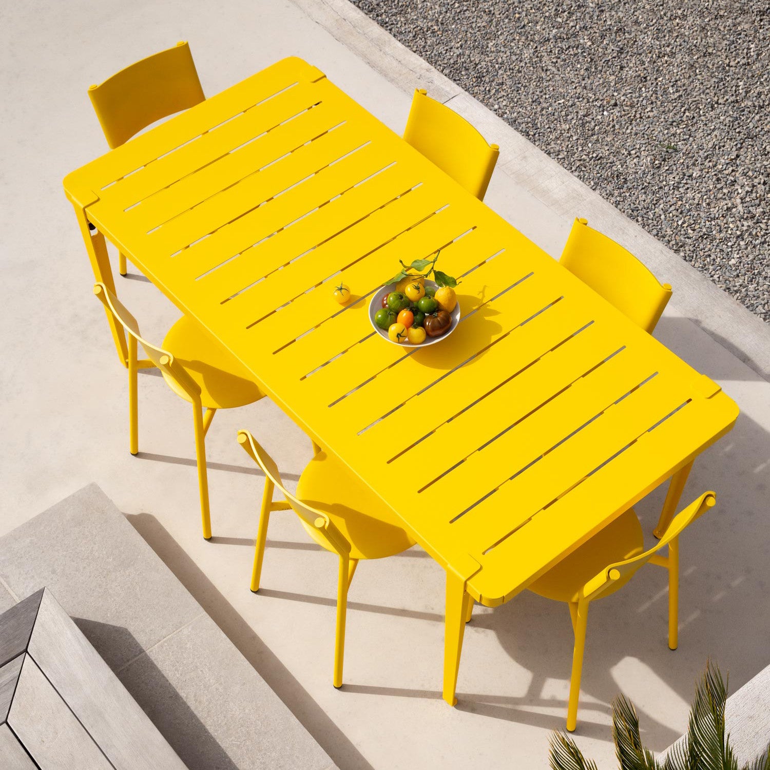 TIPTOE Outdoor table - powder-coated steel