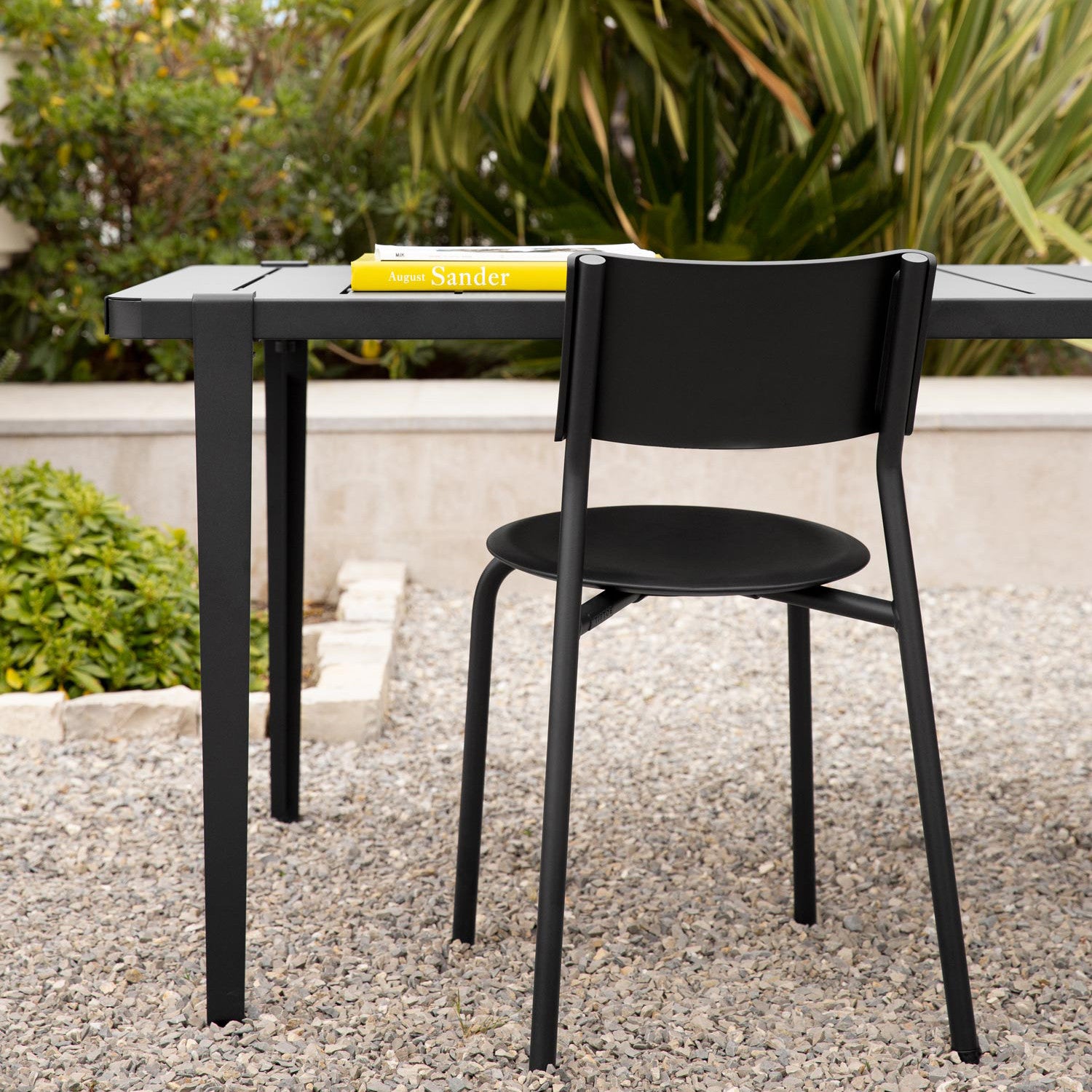 TIPTOE SSDr outdoor chair - recycled plastic