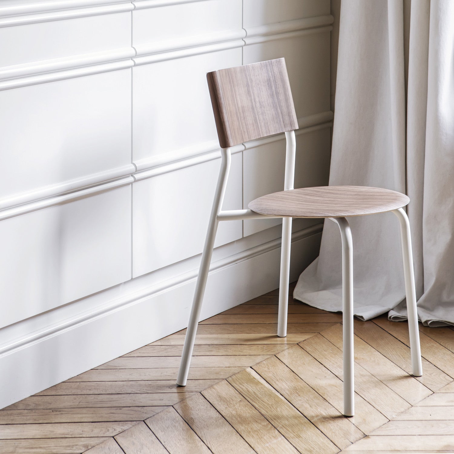 TIPTOE SSD chair - eco-certified wood