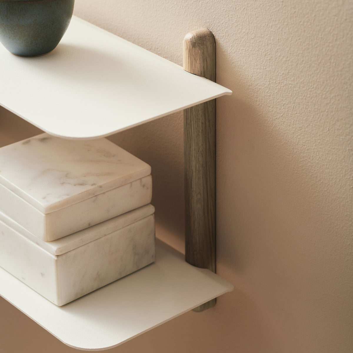 Gejst Nivo Shelf Small C - light oak/white
