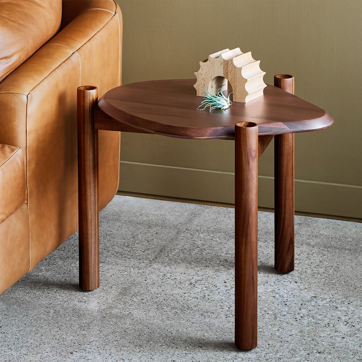 Gus Modern Monarch End Table