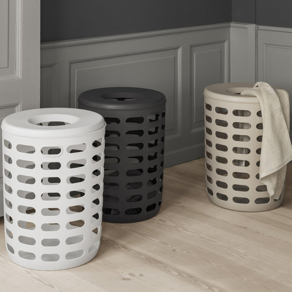 Blomus Korie Laundry Basket with Lid