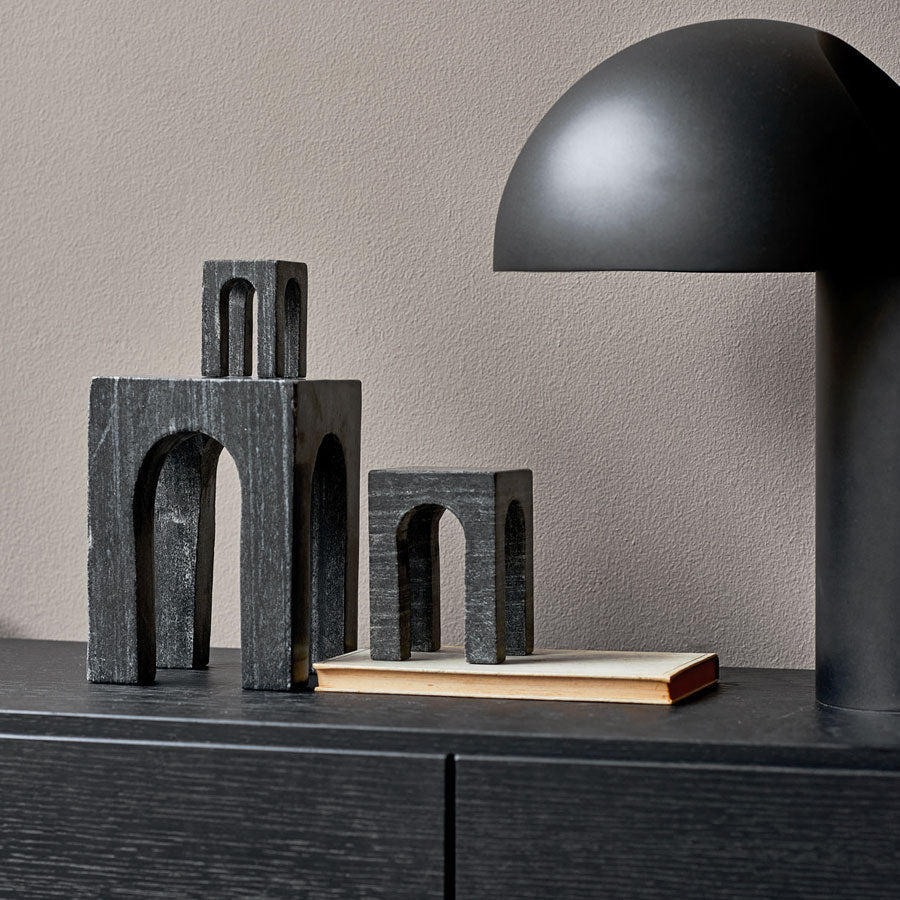 Gejst Leery table lamp, black
