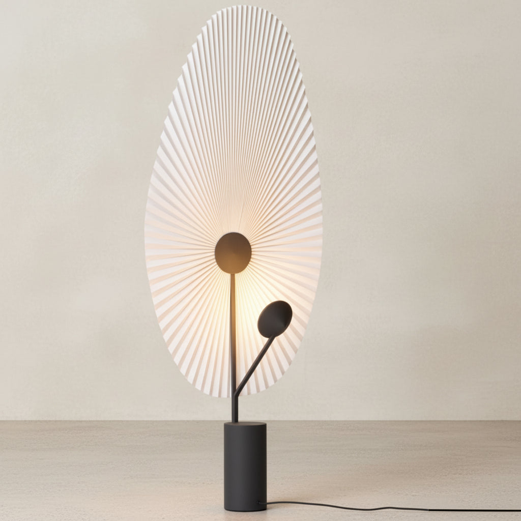 Gejst Liris Floor Lamp, Black
