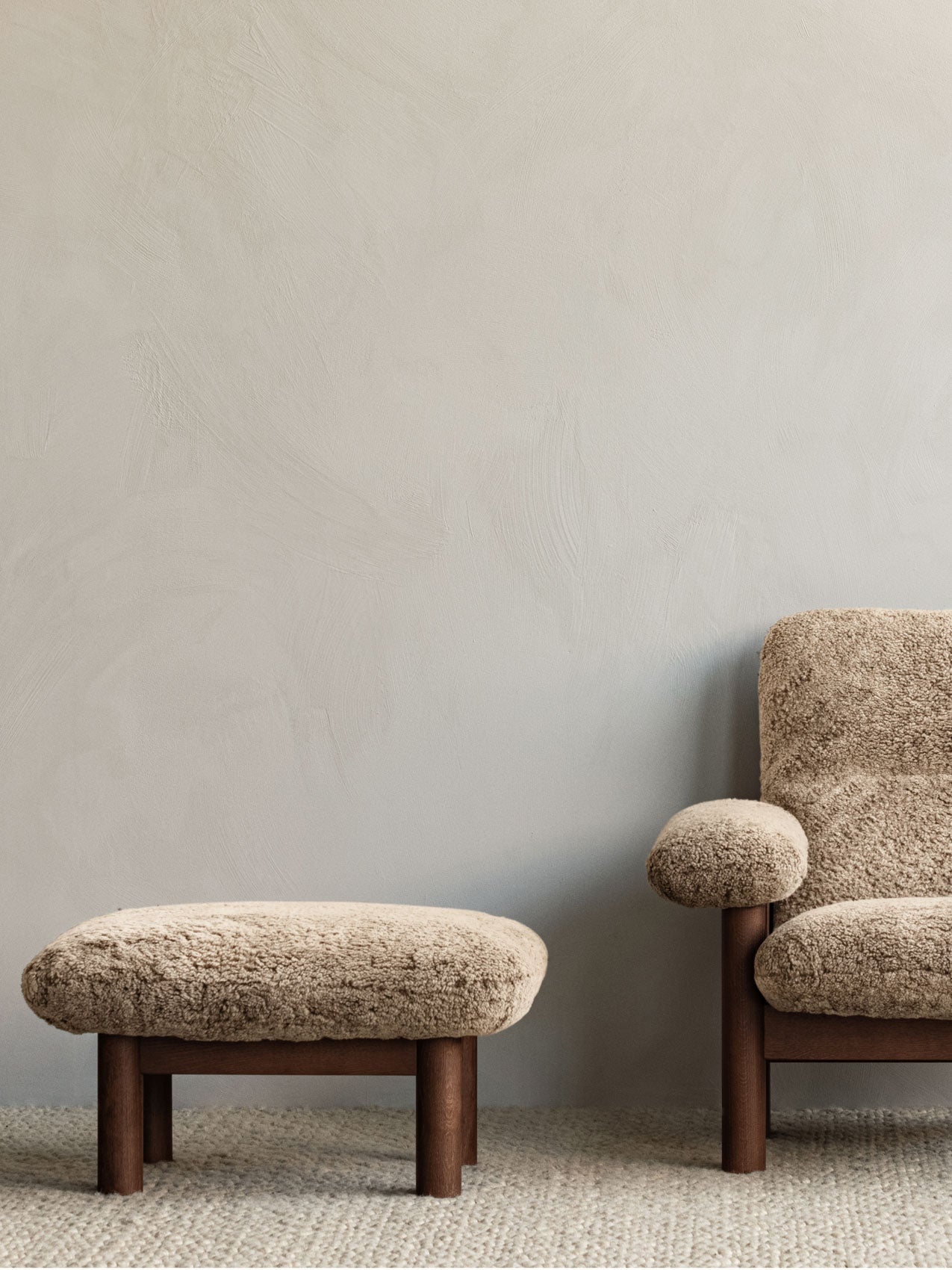 Audo Brasilia Ottoman, Sheepskin