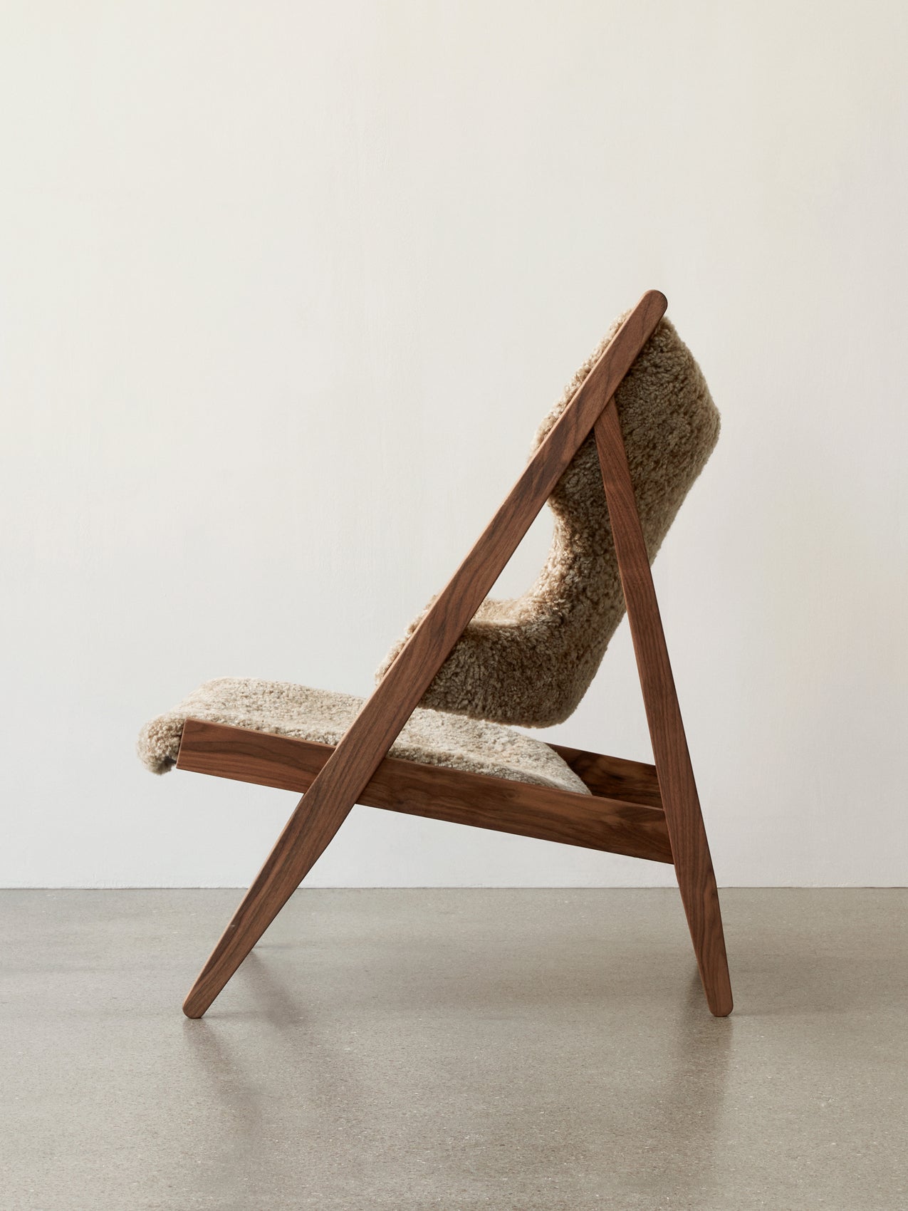 Audo Knitting Chair, Sheepskin
