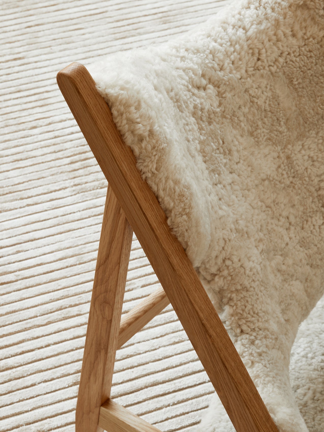 Audo Knitting Chair, Sheepskin