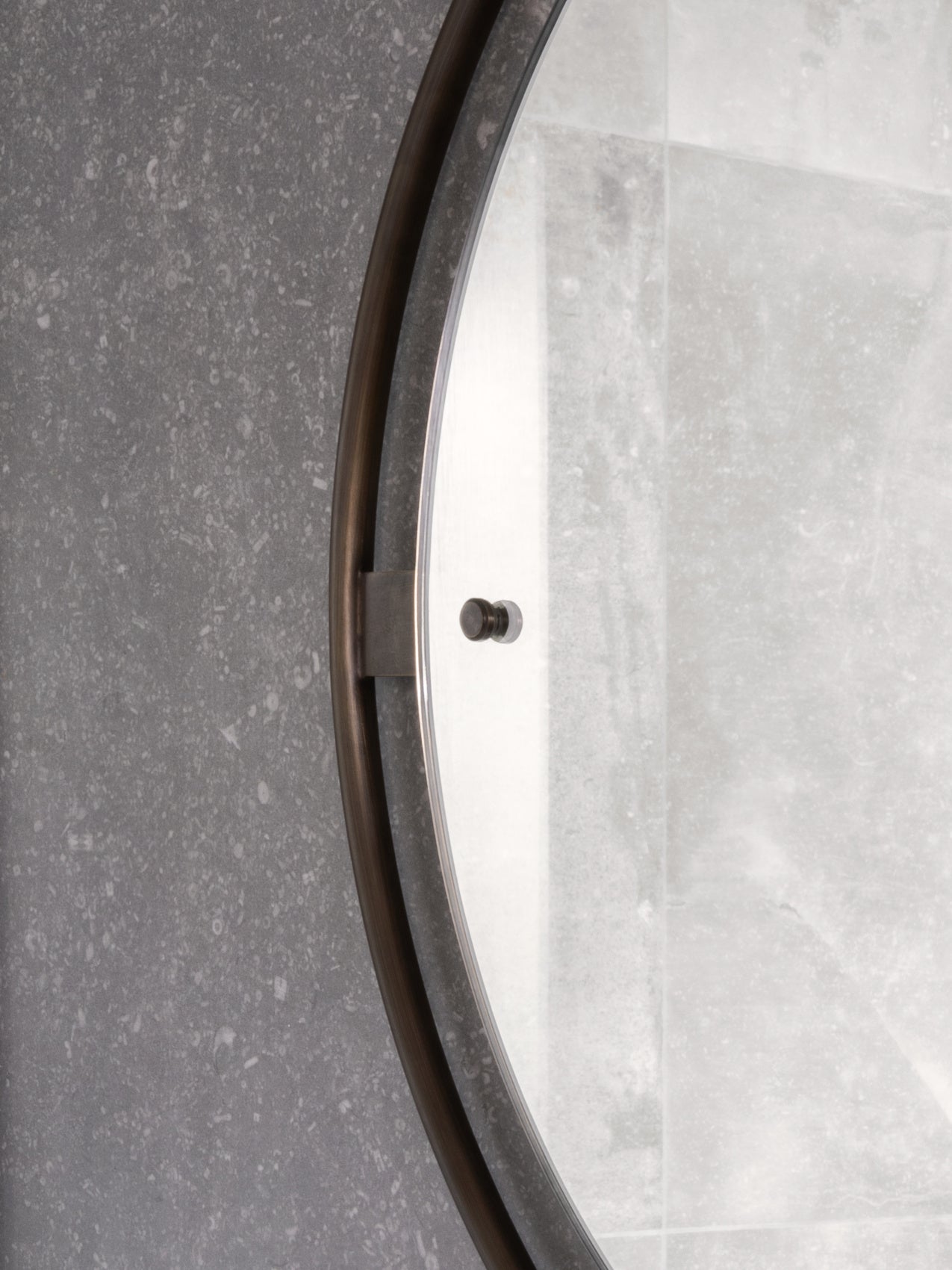 Audo Nimbus Mirror, Round