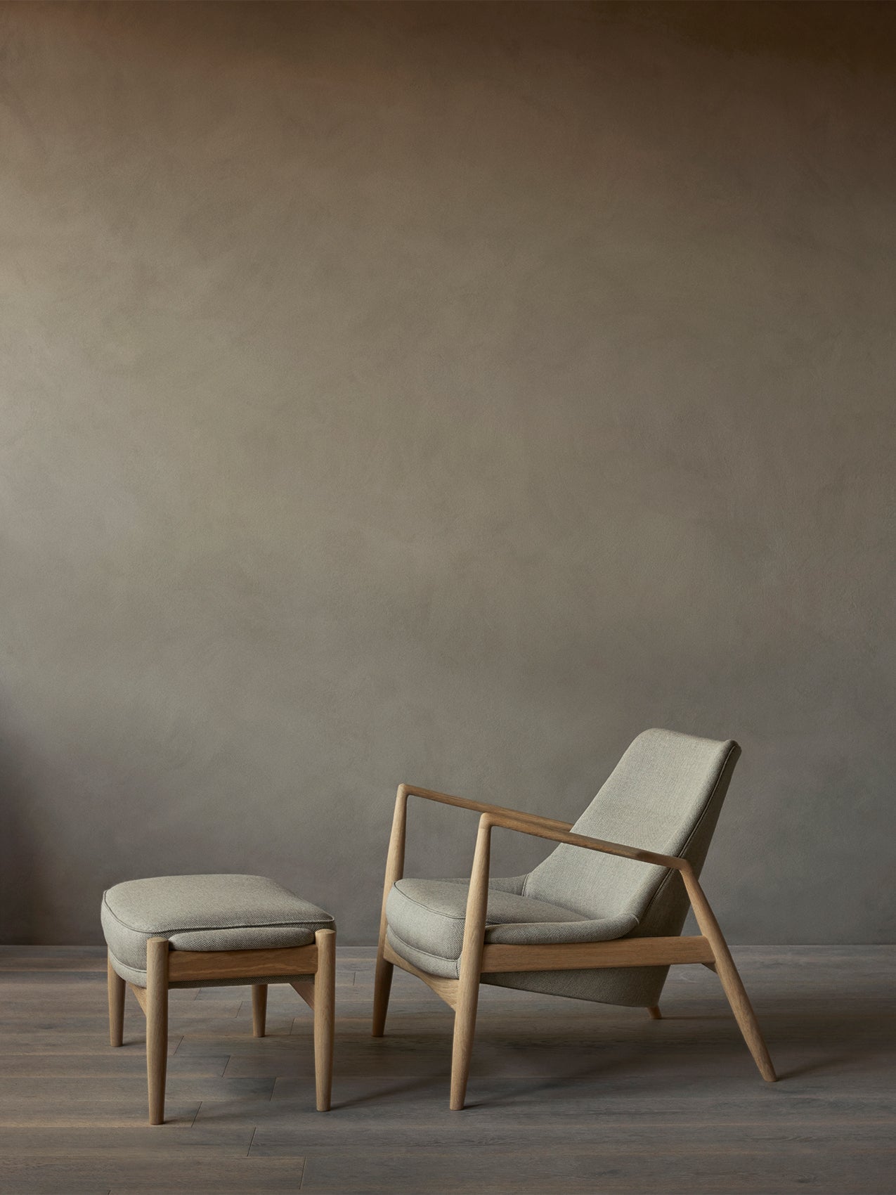 Audo The Seal Lounge Chair, Low Back
