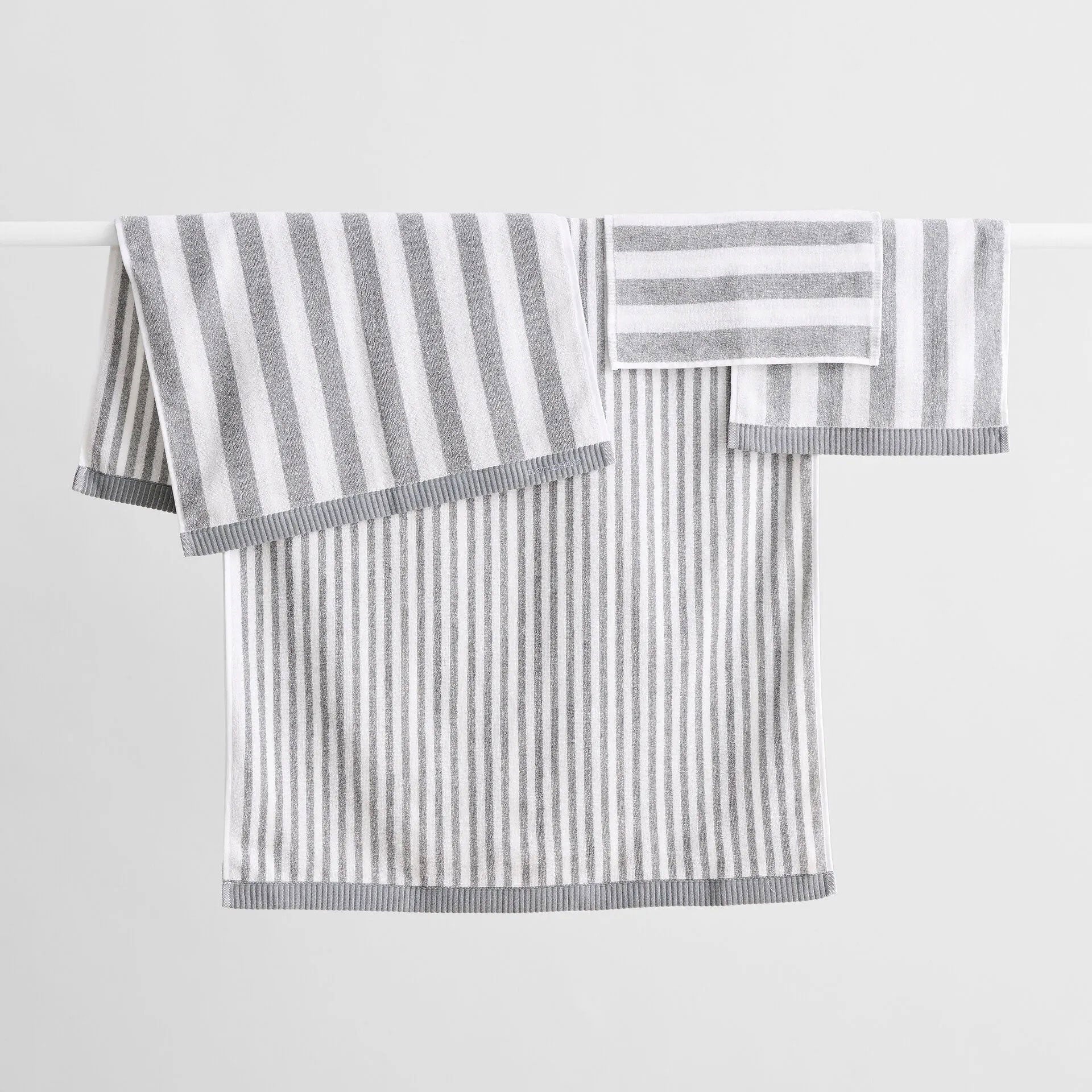 Marimekko Kaksi Raitaa Mini Towel - White, Grey