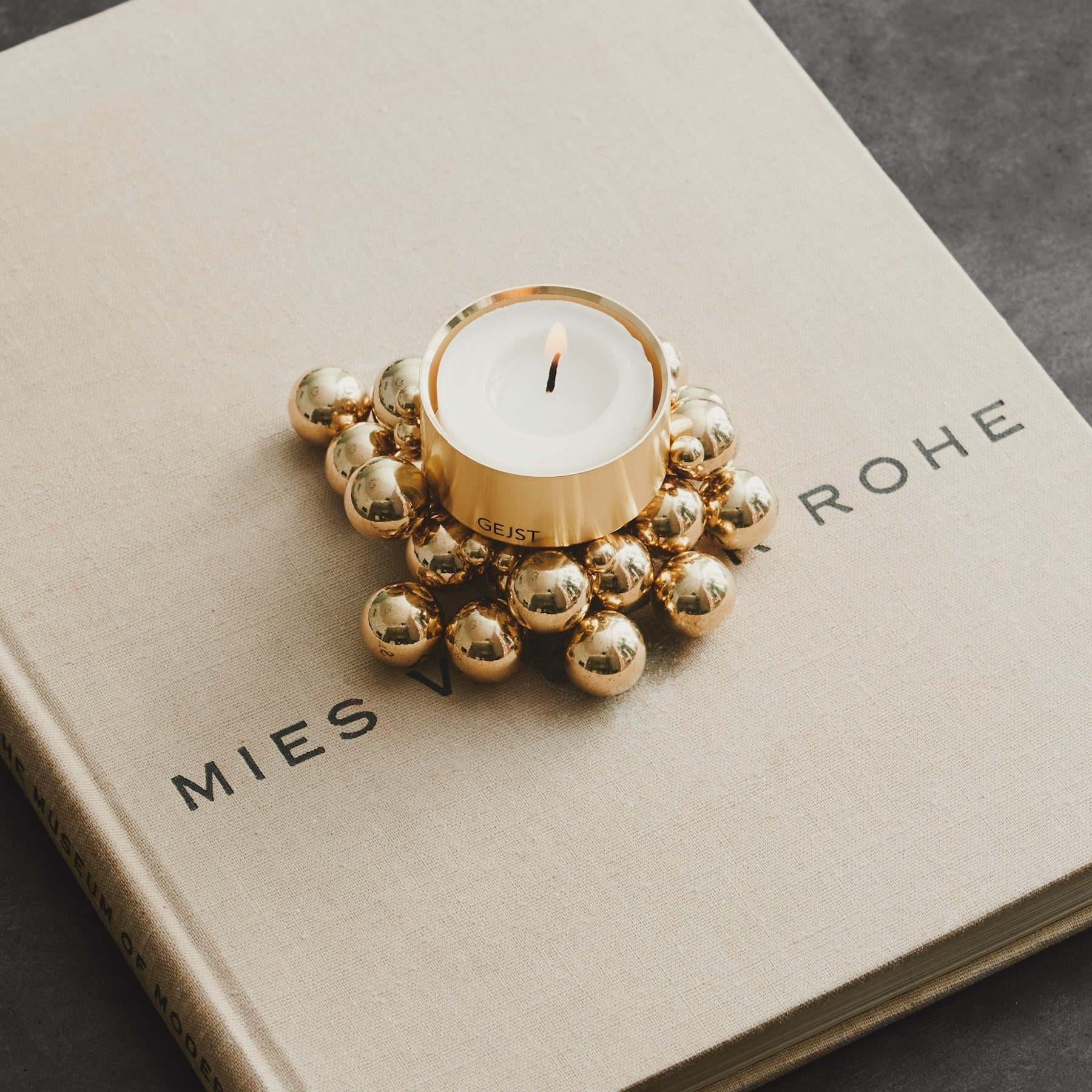 Gejst Molekyl tealight, brass