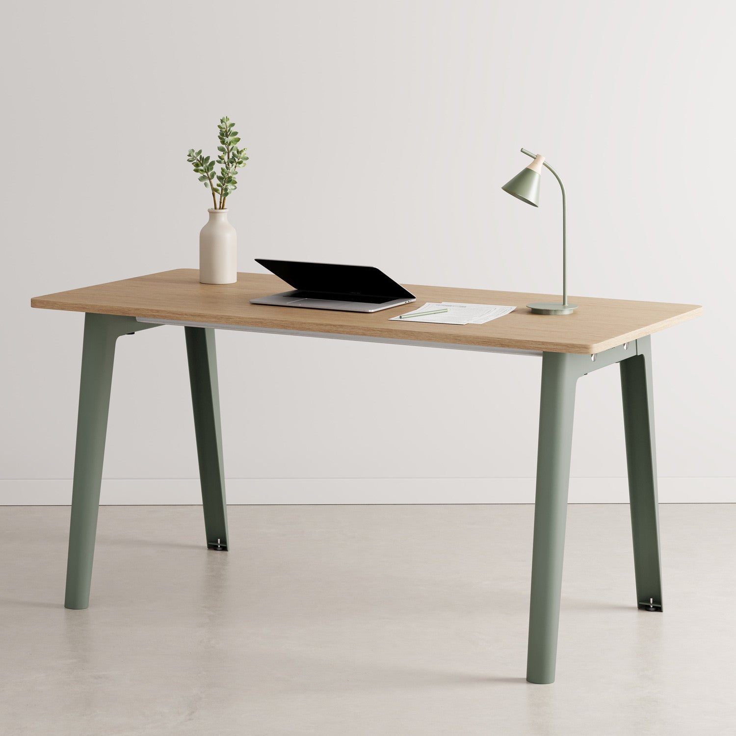 TIPTOE NEW MODERN desk - eco-certified wood