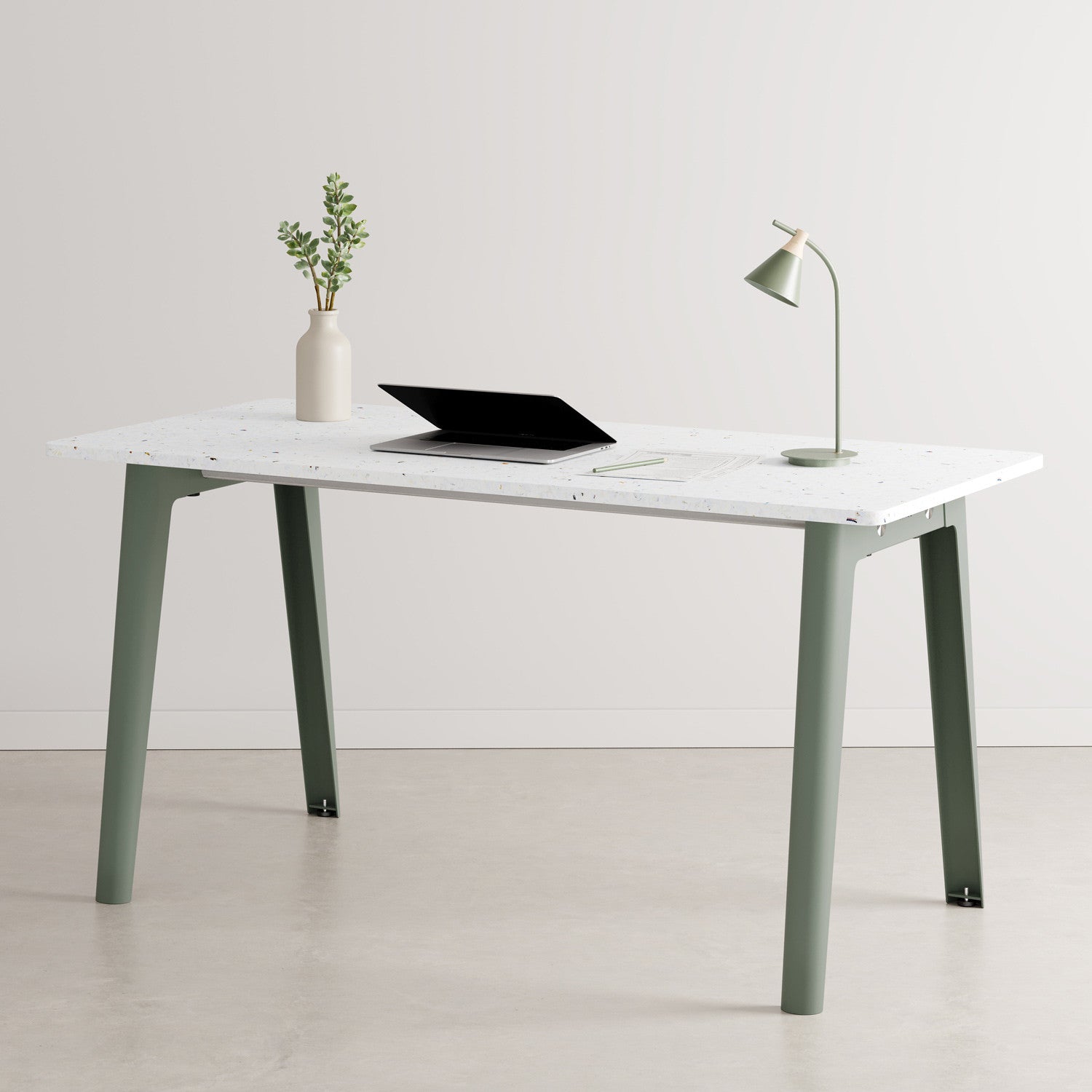 TIPTOE NEW MODERN desk - Venezia recycled plastic