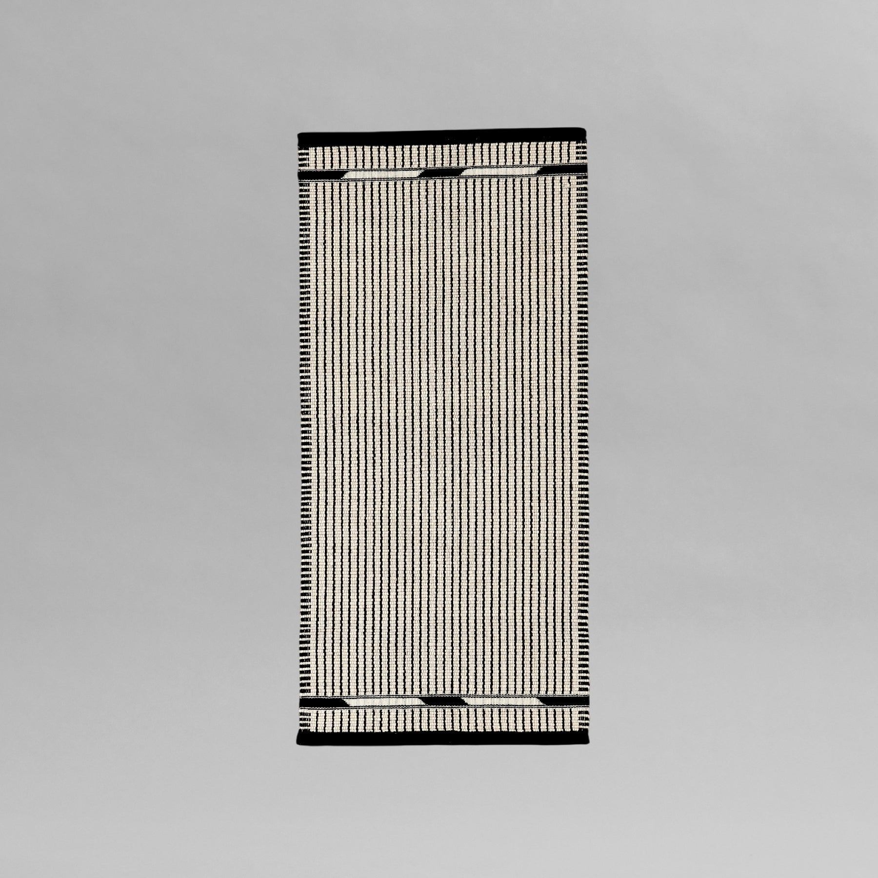 Vibeke Klint Rug VK-3, Off-White/Black - Runner