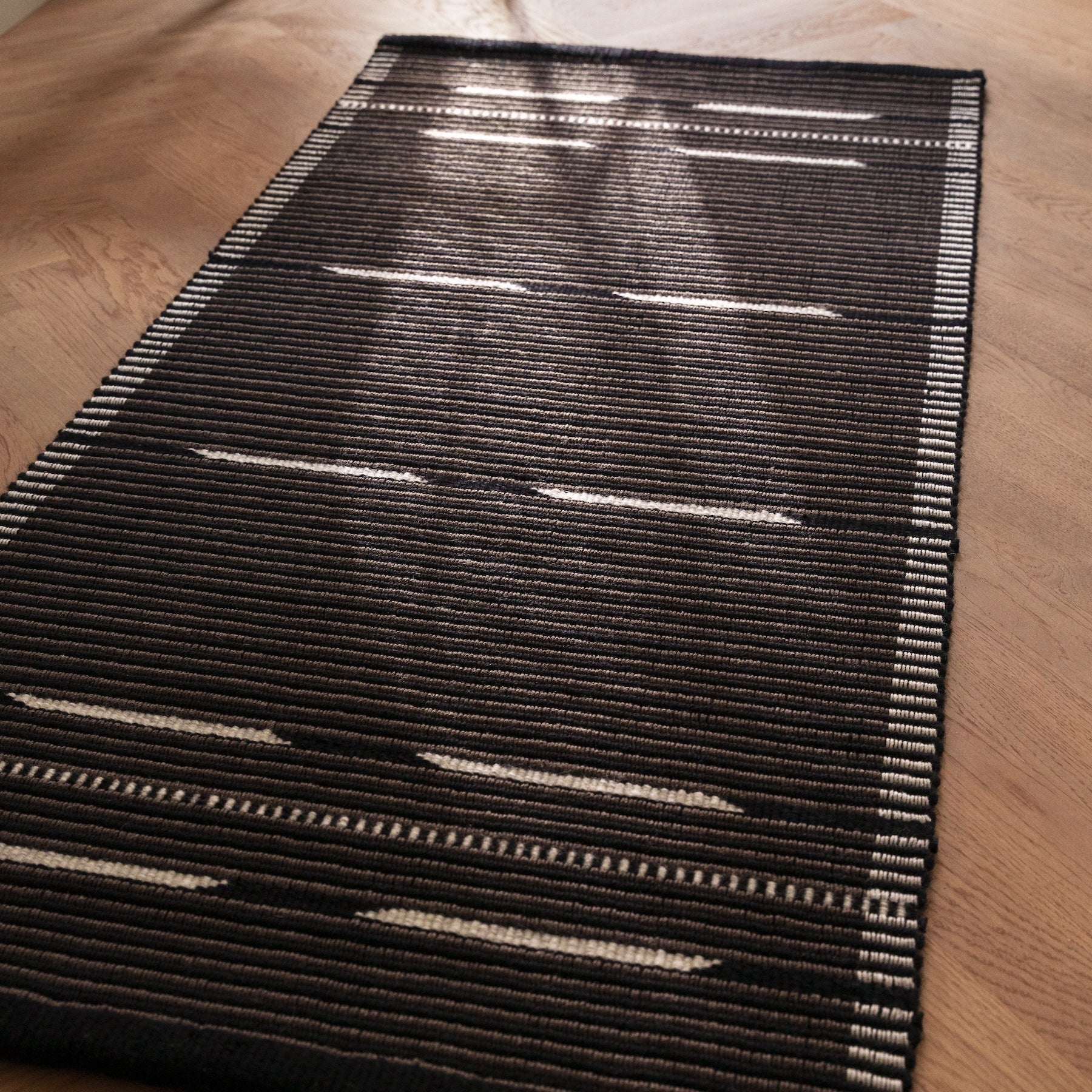 Vibeke Klint Rug VK-10, Brown/Black - Runner