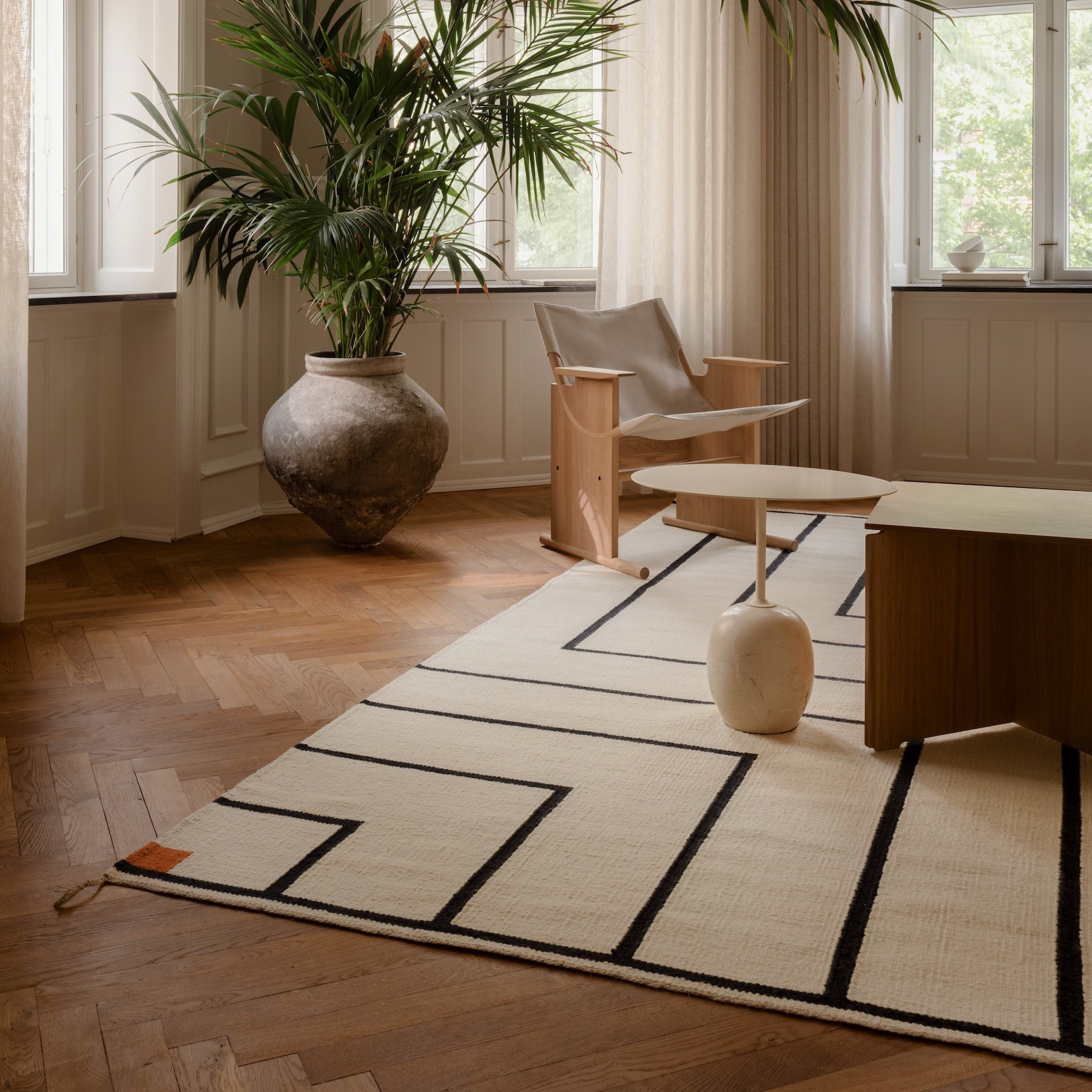 Vibeke Klint Rug VK-1 Off-White and Black