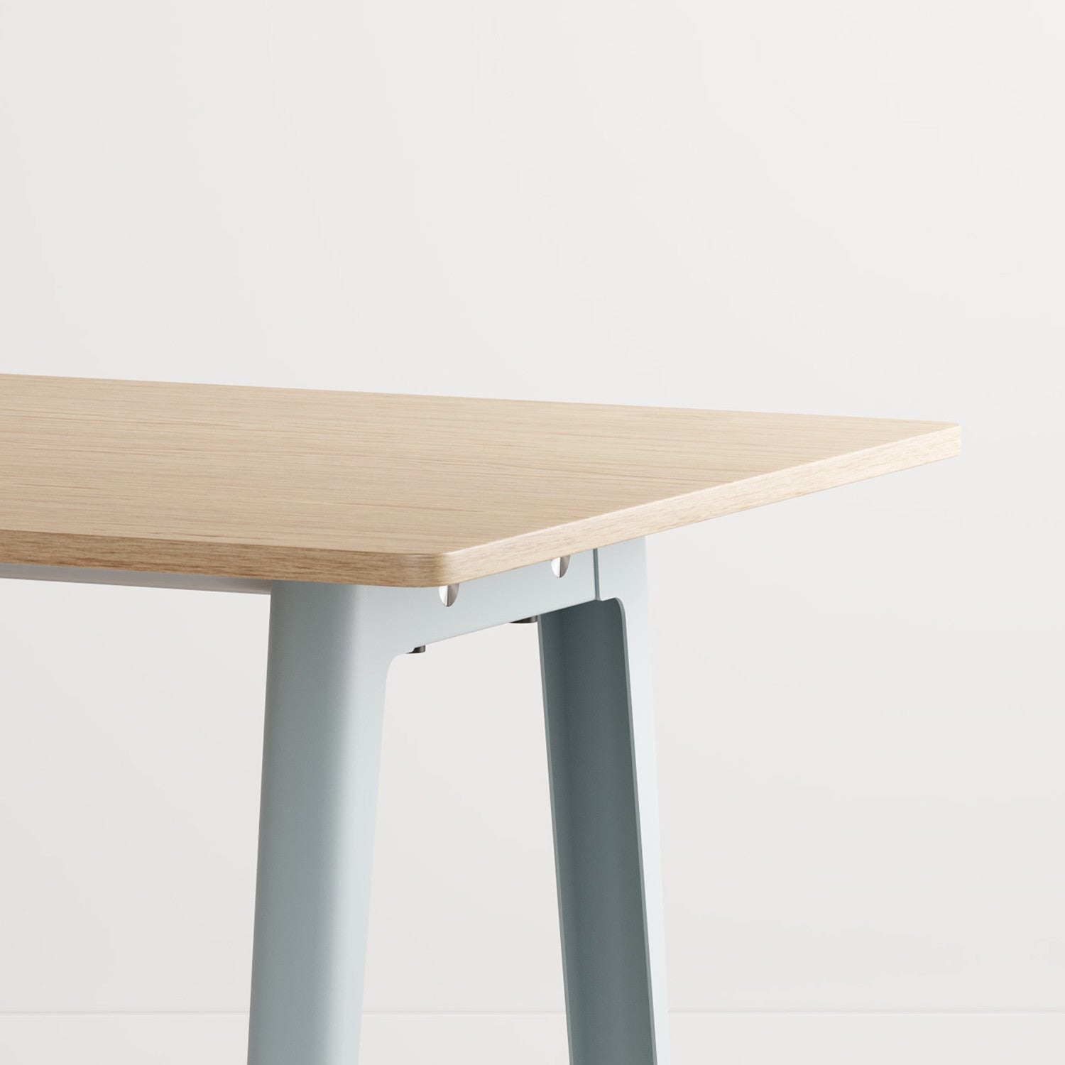 TIPTOE NEW MODERN meeting table - eco-certified wood