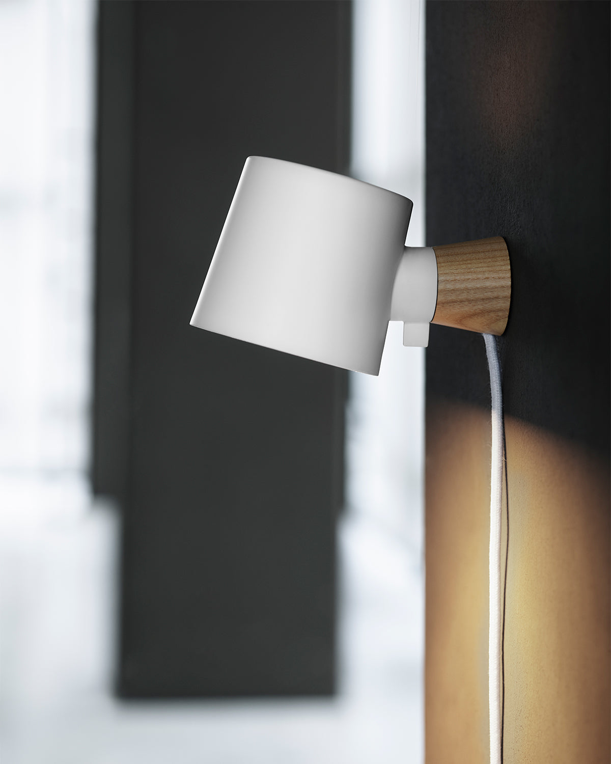 Normann Copenhagen Rise Wall Lamp