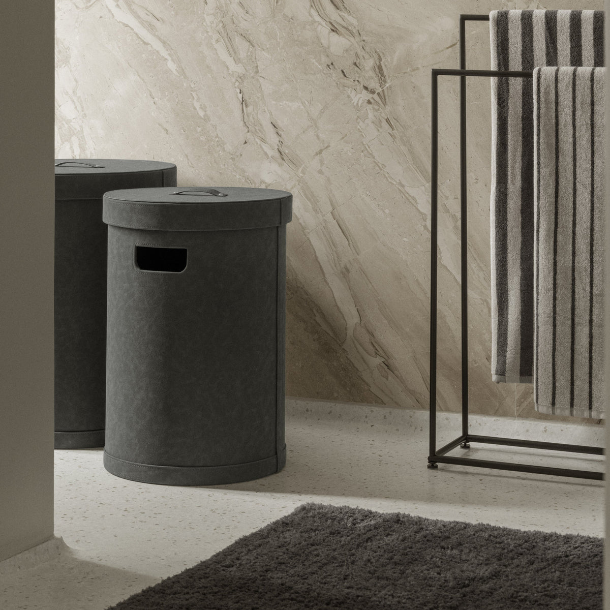 Blomus Sahla Faux Suede Luxury Decorative Storage Bin and Laundry Bin With Lid & Carrying Handles