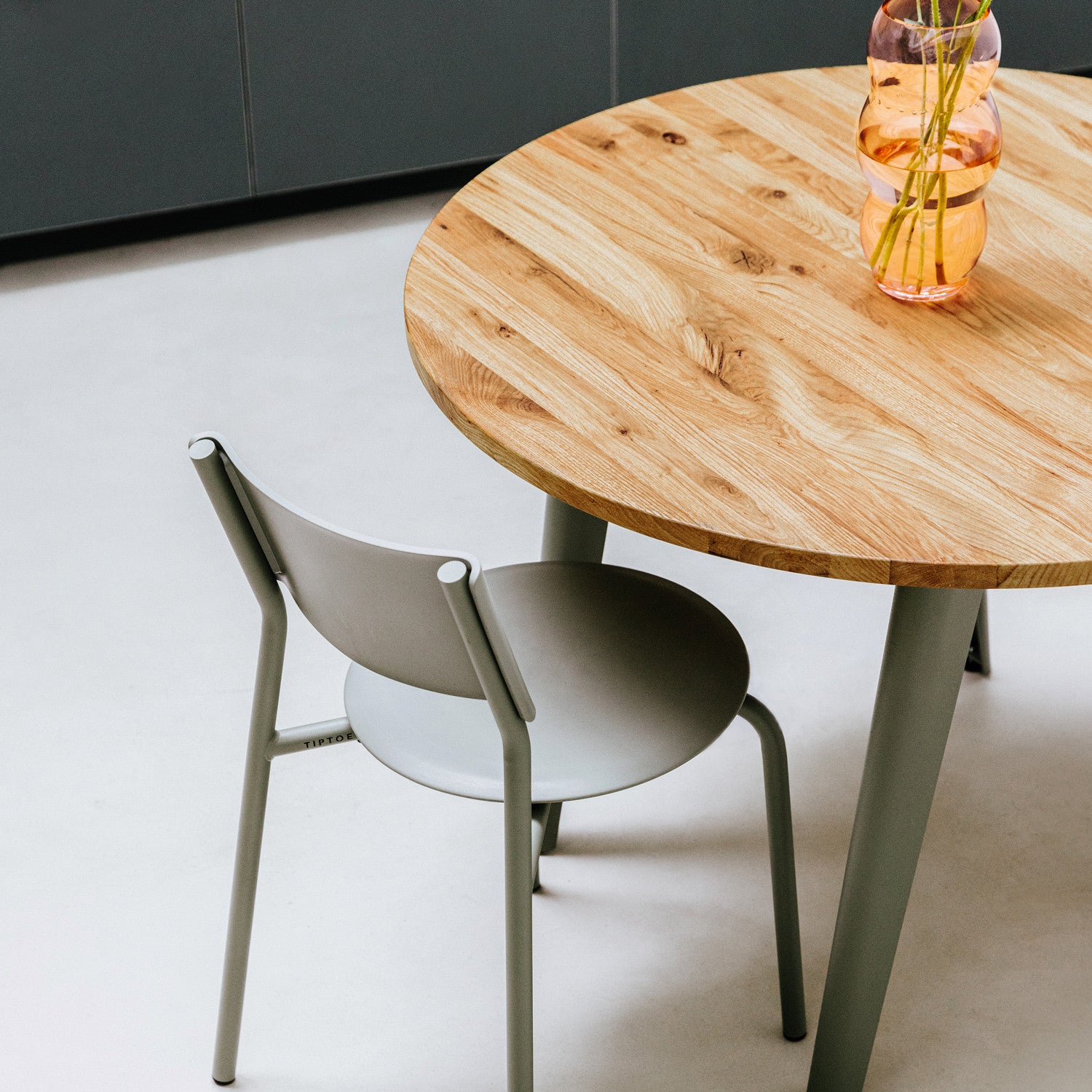 TIPTOE NEW MODERN round table diameter 110cm - reclaimed wood