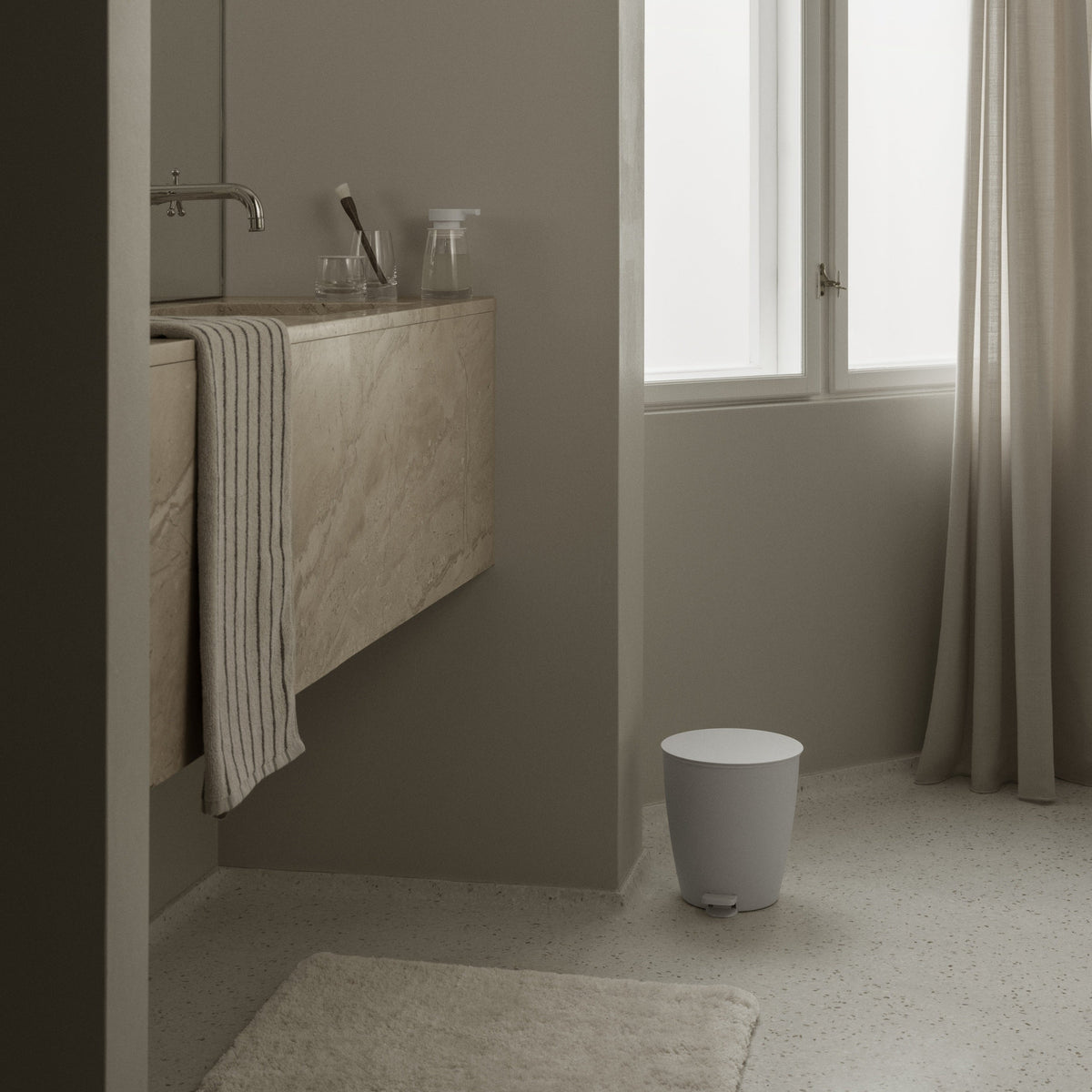 Blomus Ava Glass Bathroom Tumbler and Toothbrush Holder Organizer - Spa Inspired