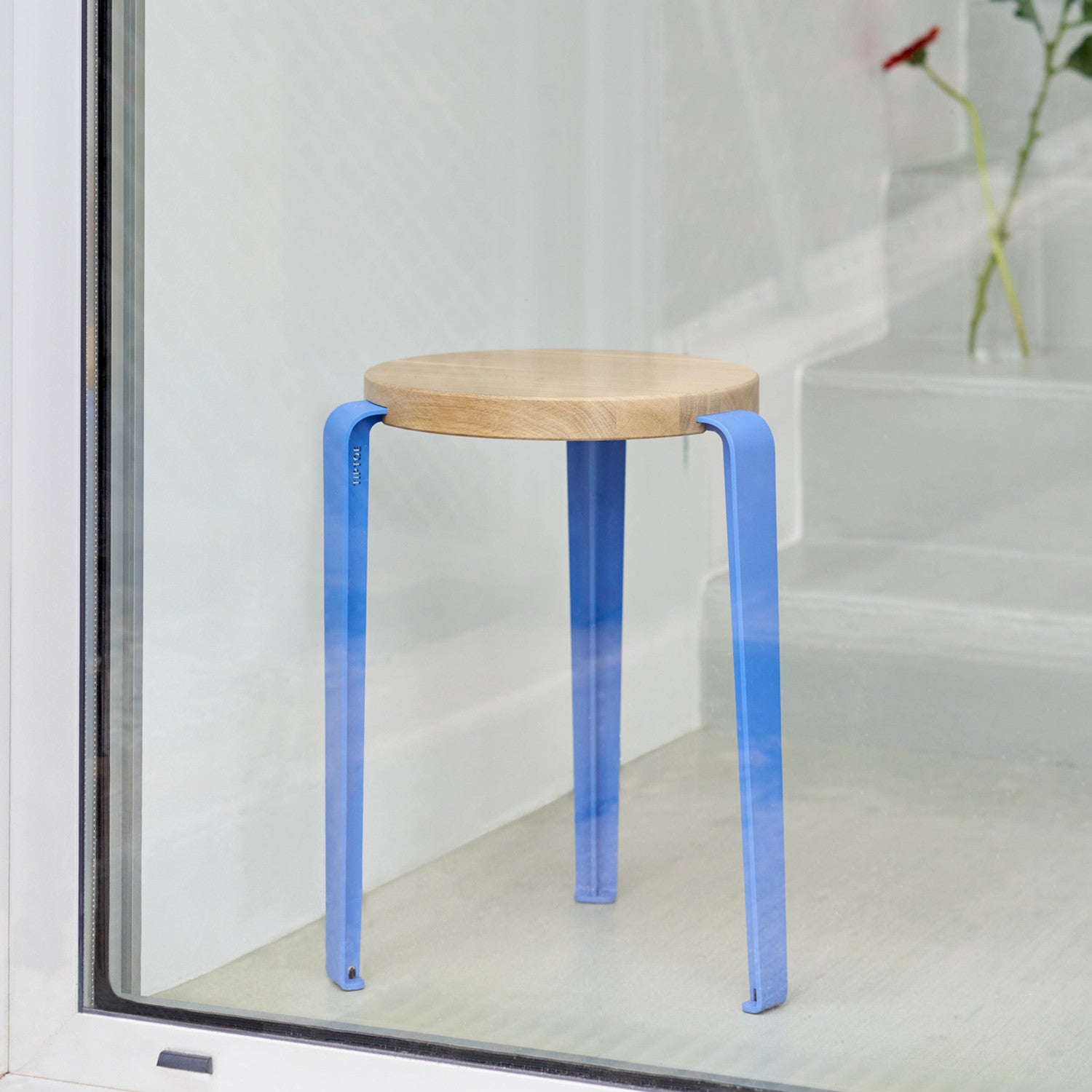 TIPTOE LOU stool - solid oak