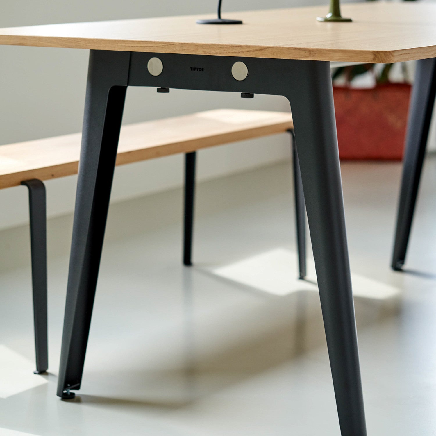 TIPTOE NEW MODERN dining table - eco-certified wood